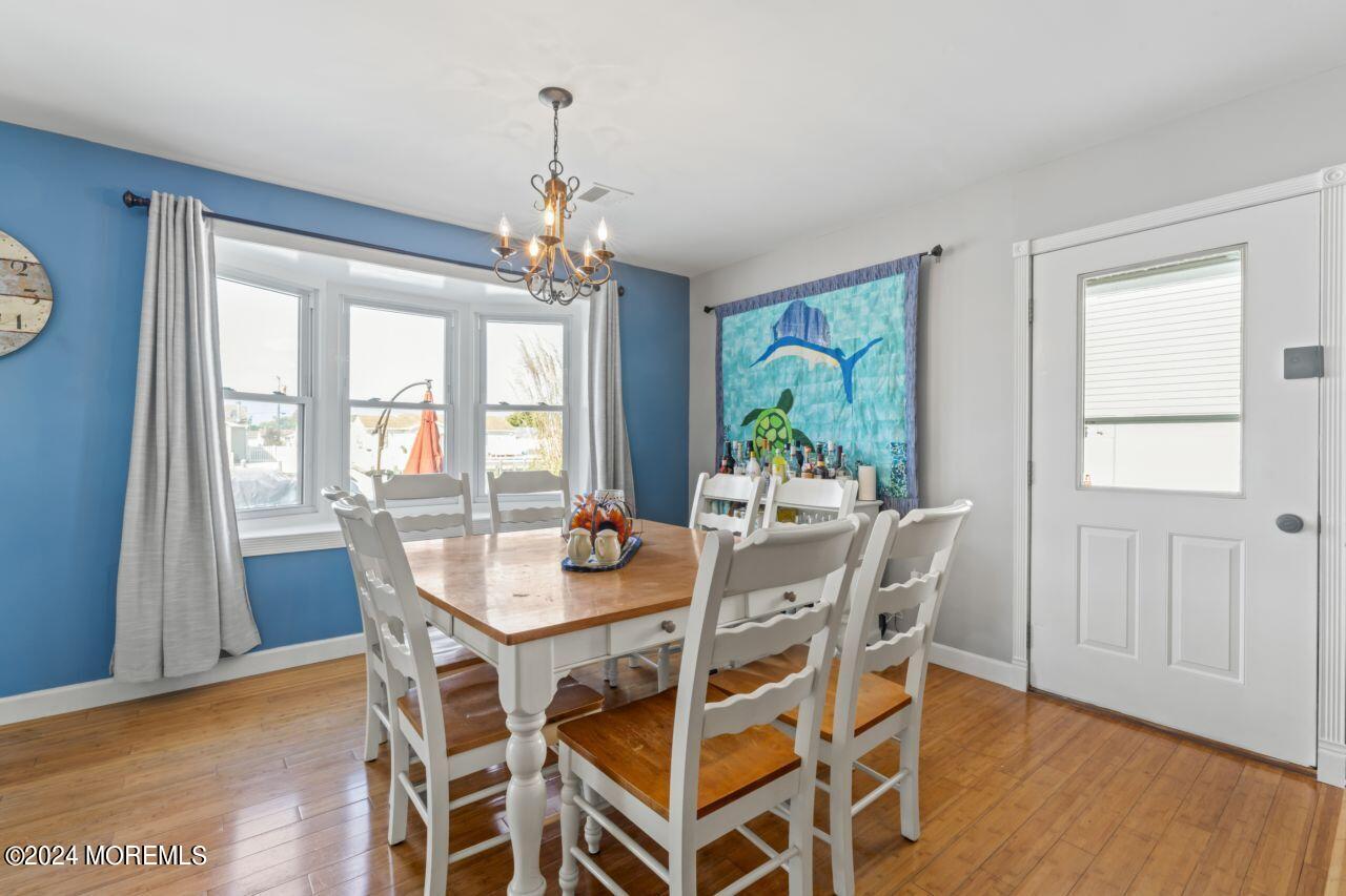 1200 Grebe Court
