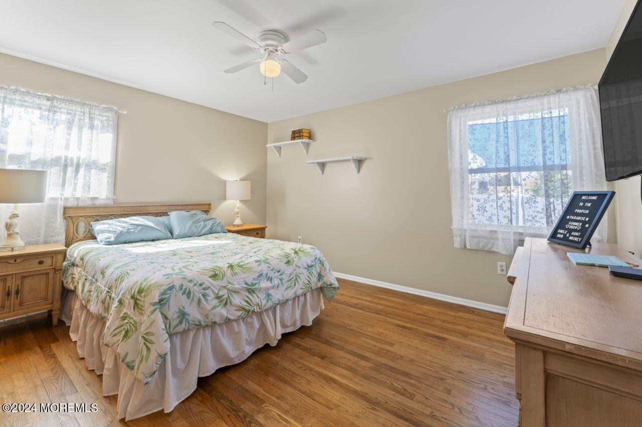 1200 Grebe Court