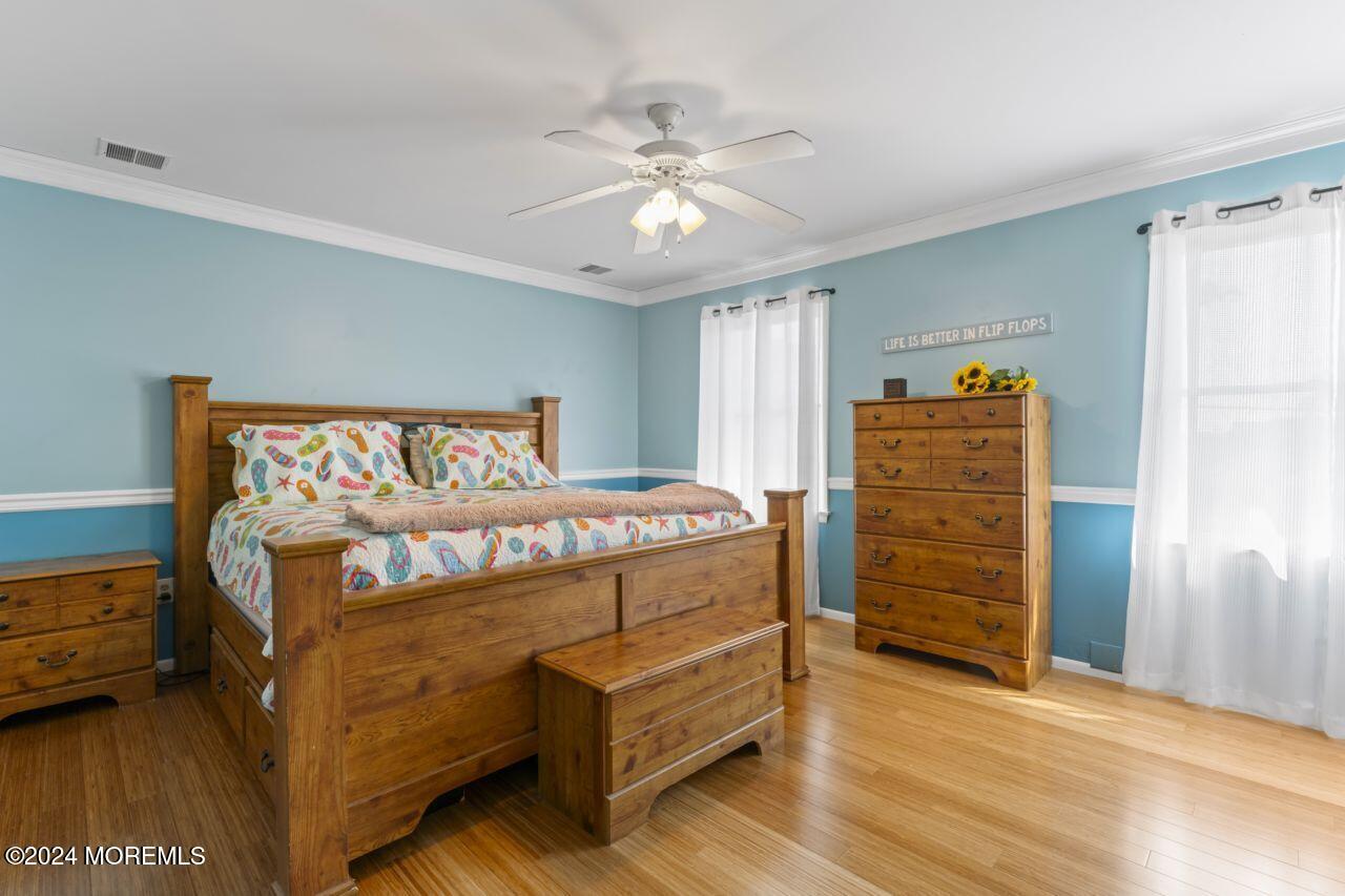 1200 Grebe Court