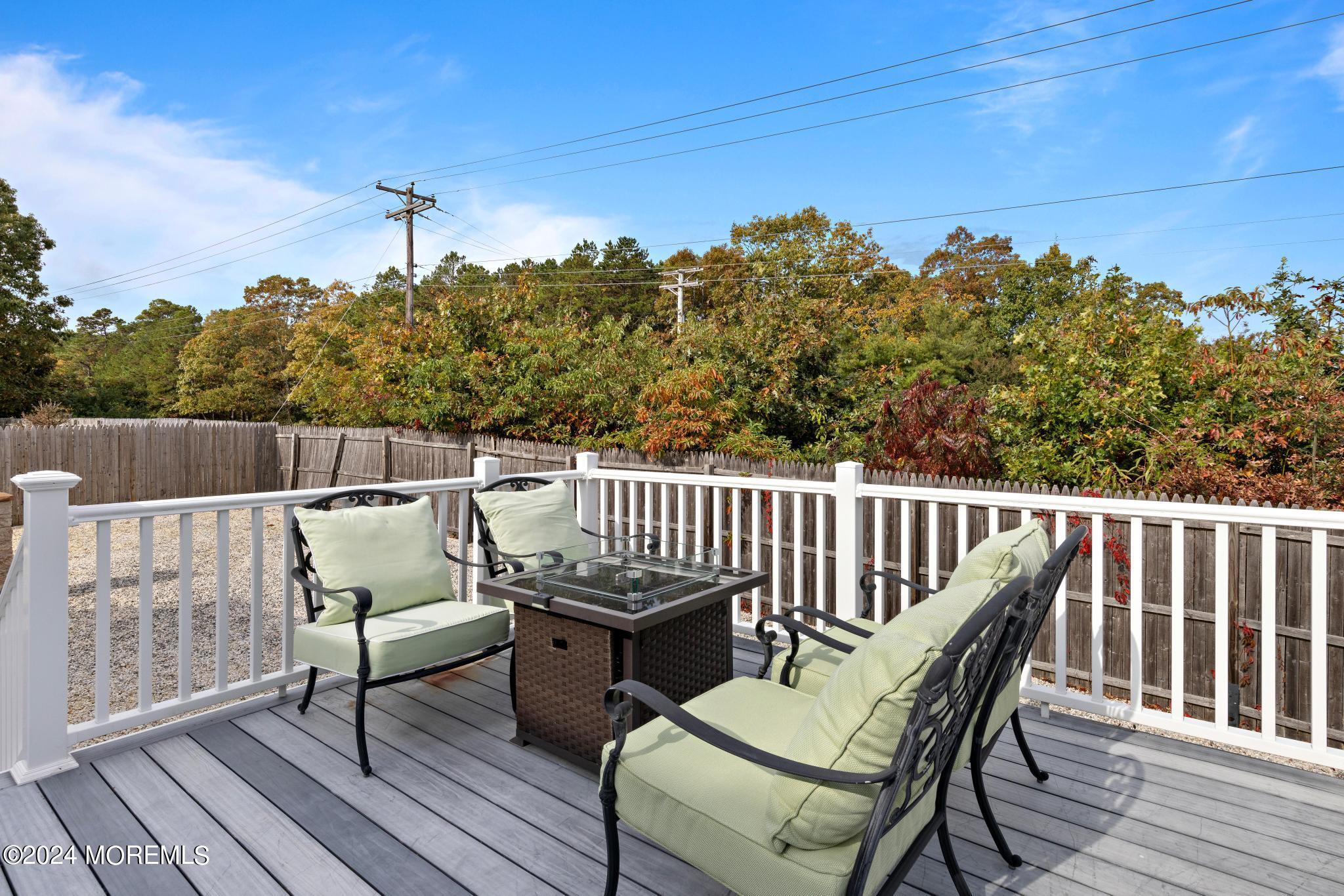 17 Waters Edge Drive