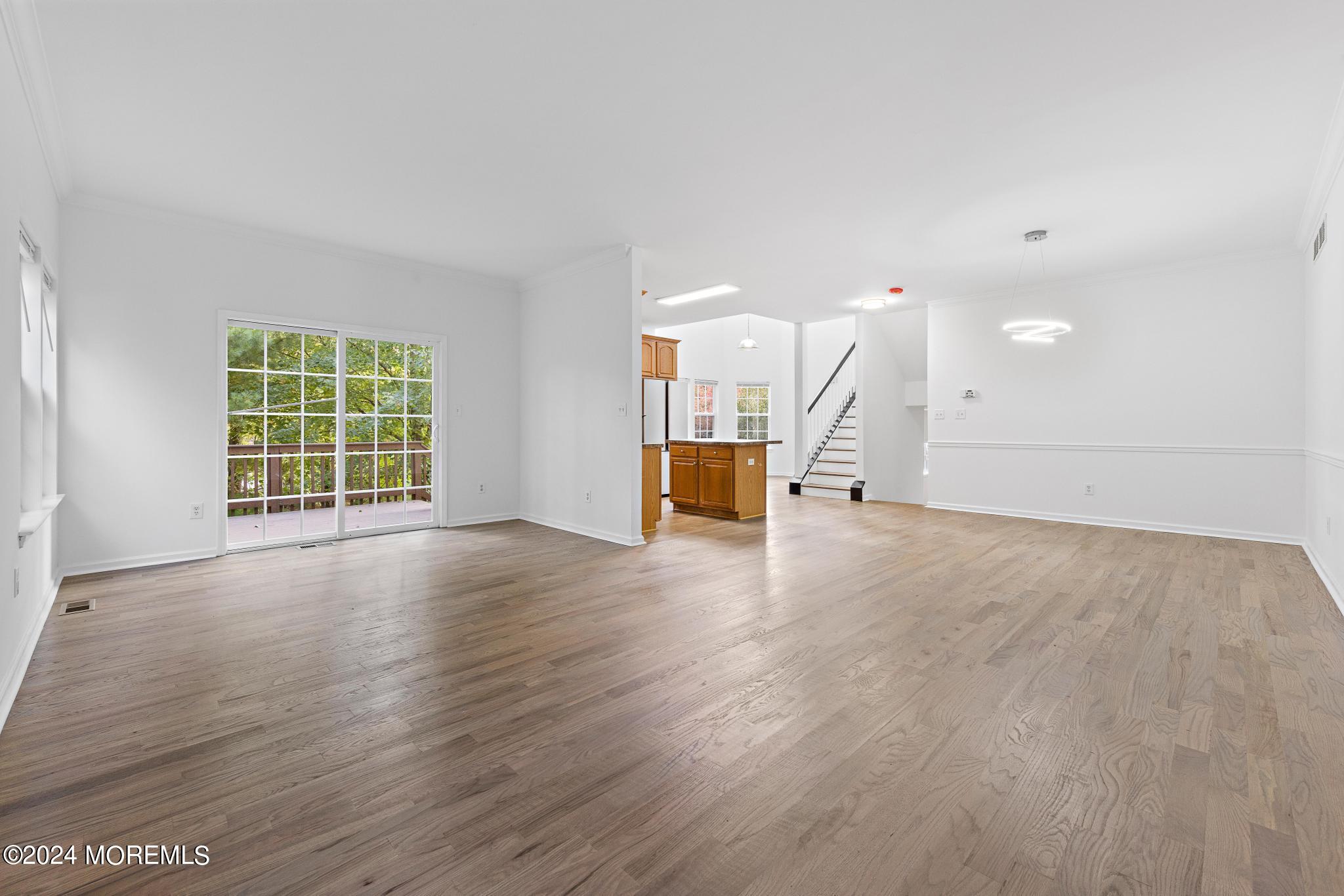 2 Island Breeze Court
