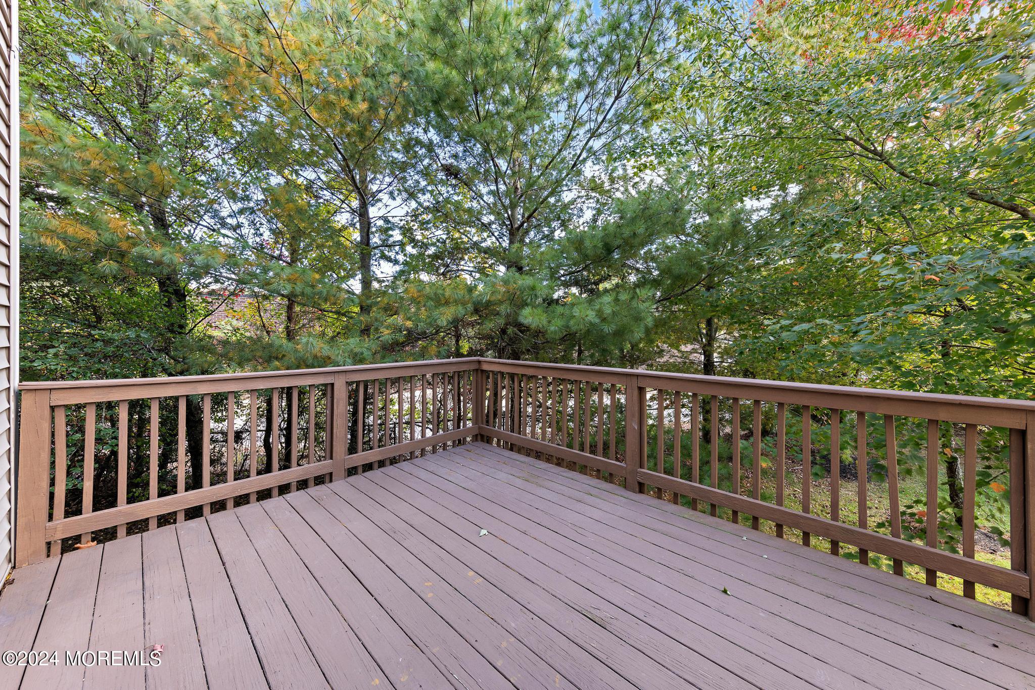 2 Island Breeze Court