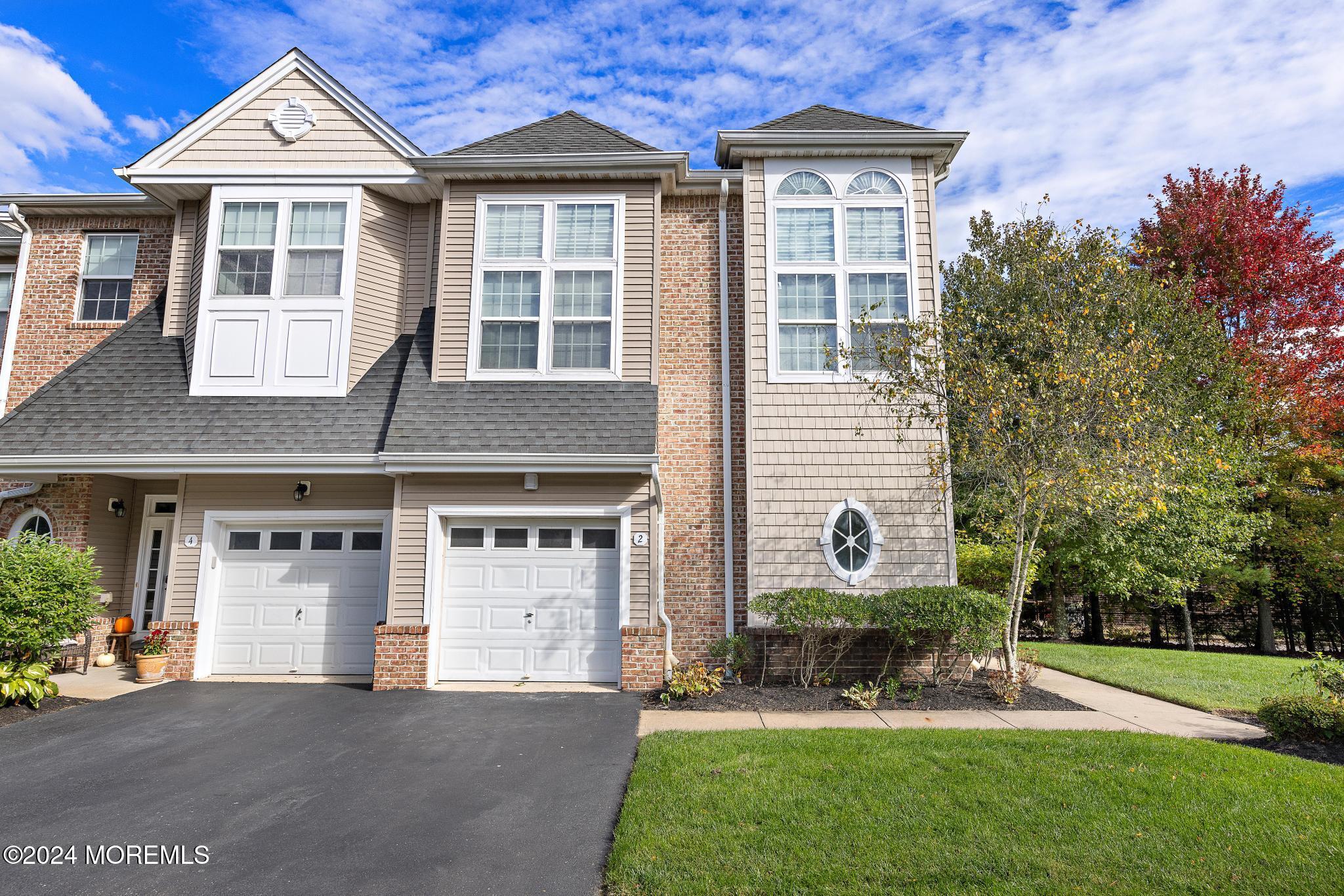 2 Island Breeze Court