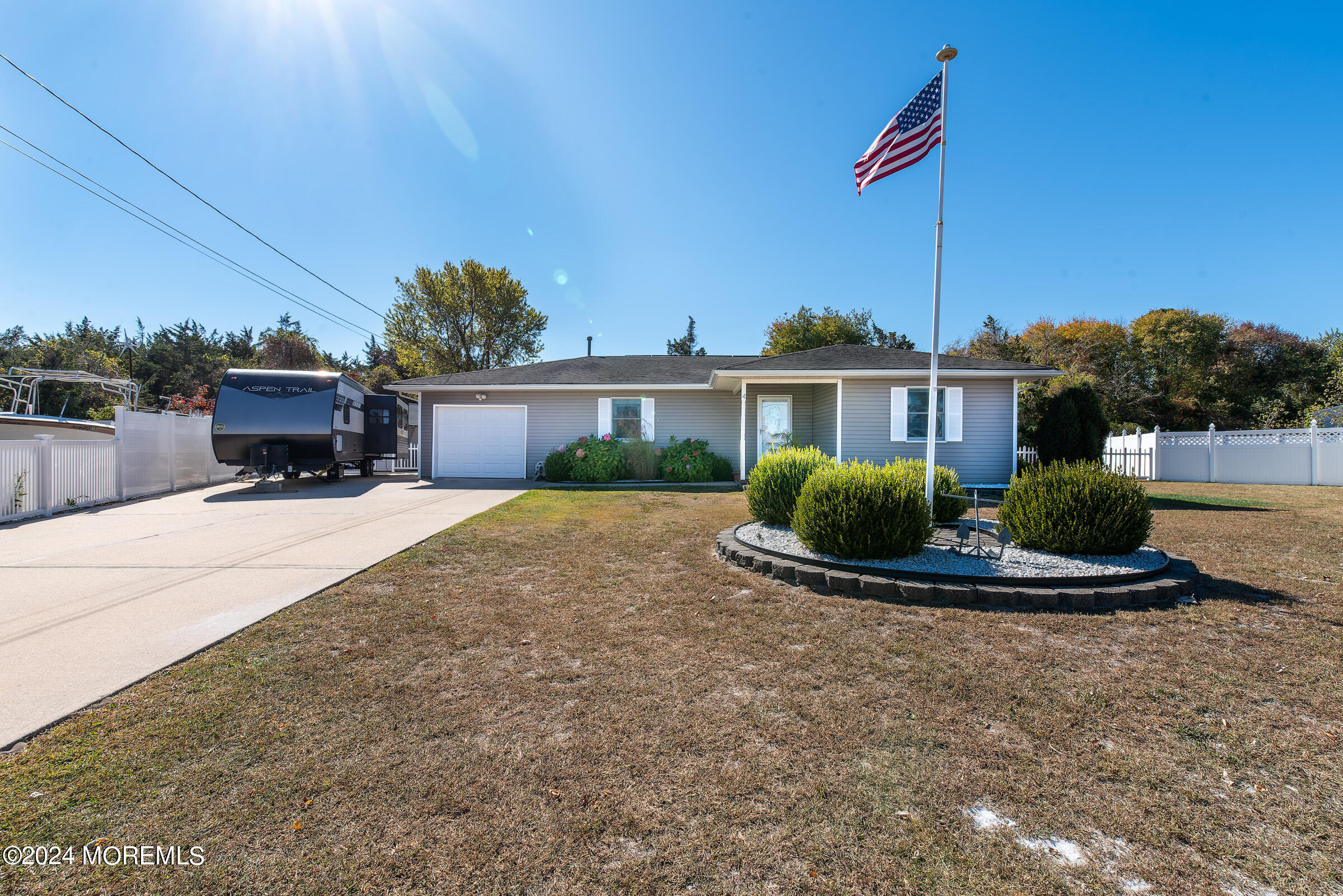 4 Heron Court