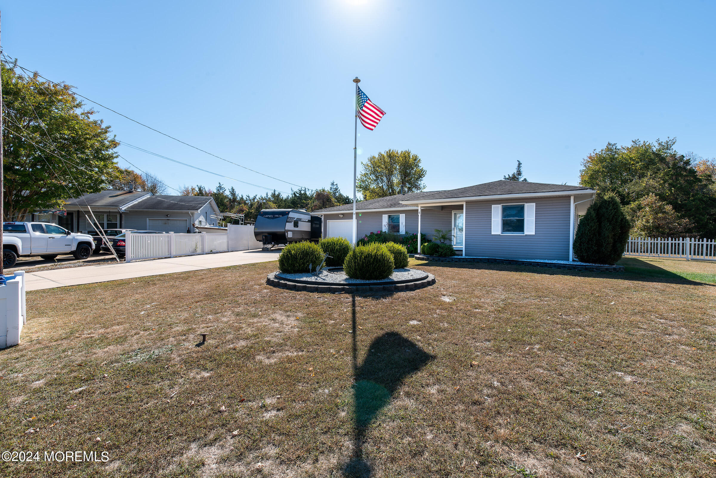4 Heron Court