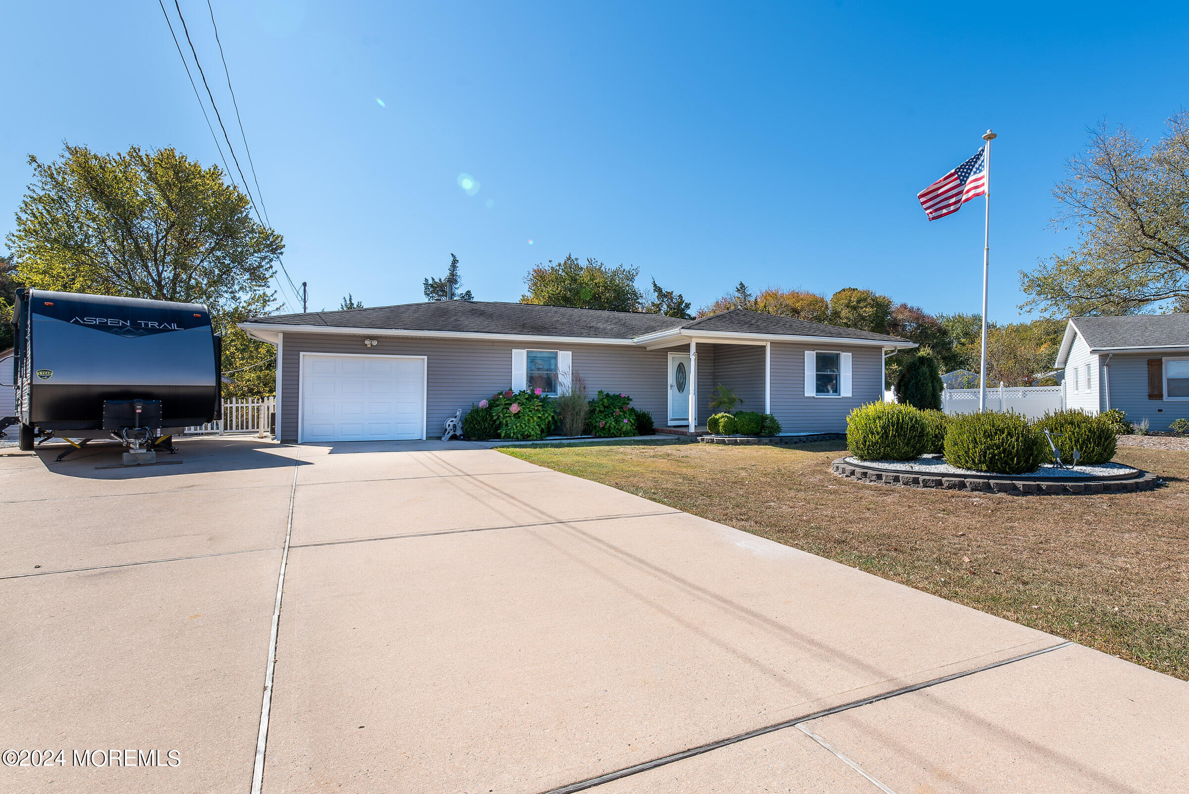 4 Heron Court