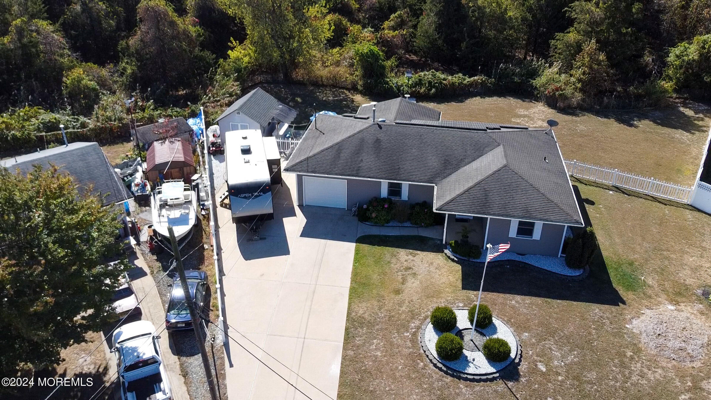 4 Heron Court