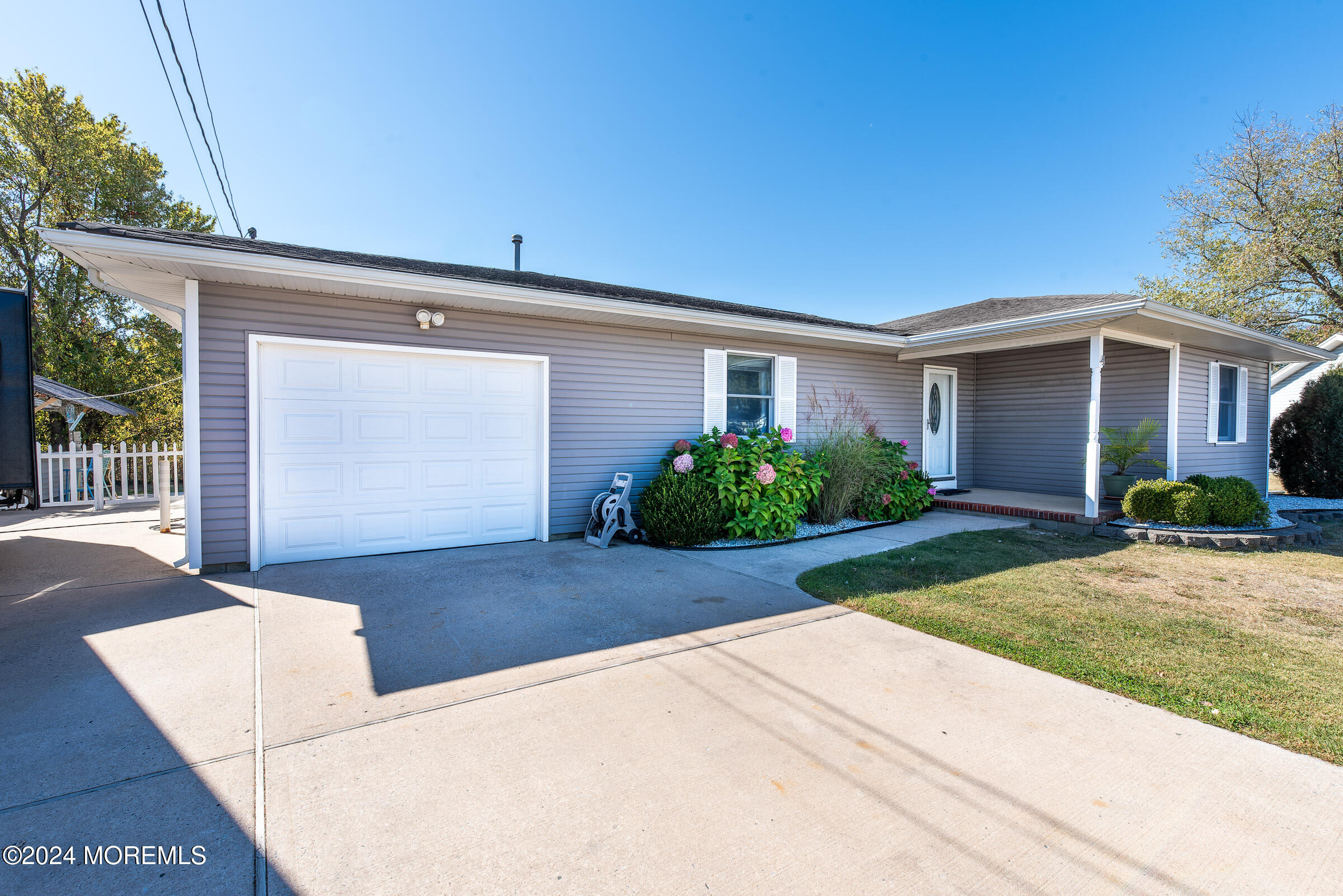 4 Heron Court