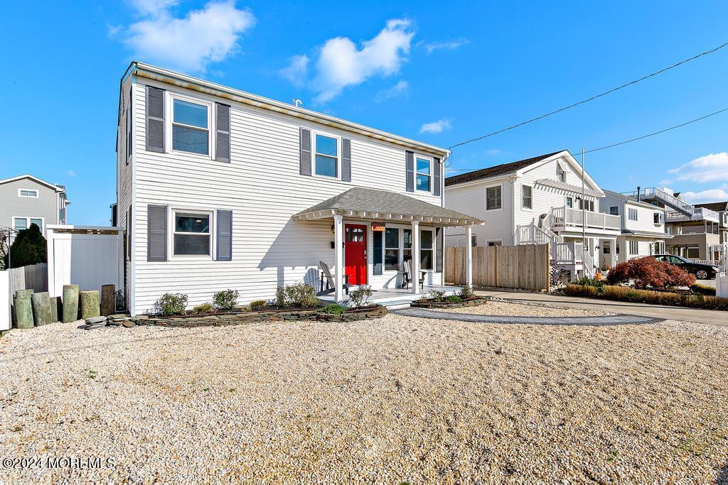 327 N 4th Street