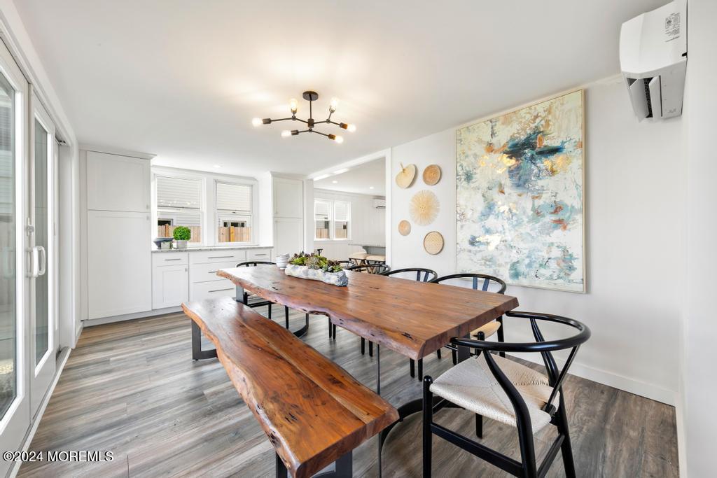 327 N 4th Street