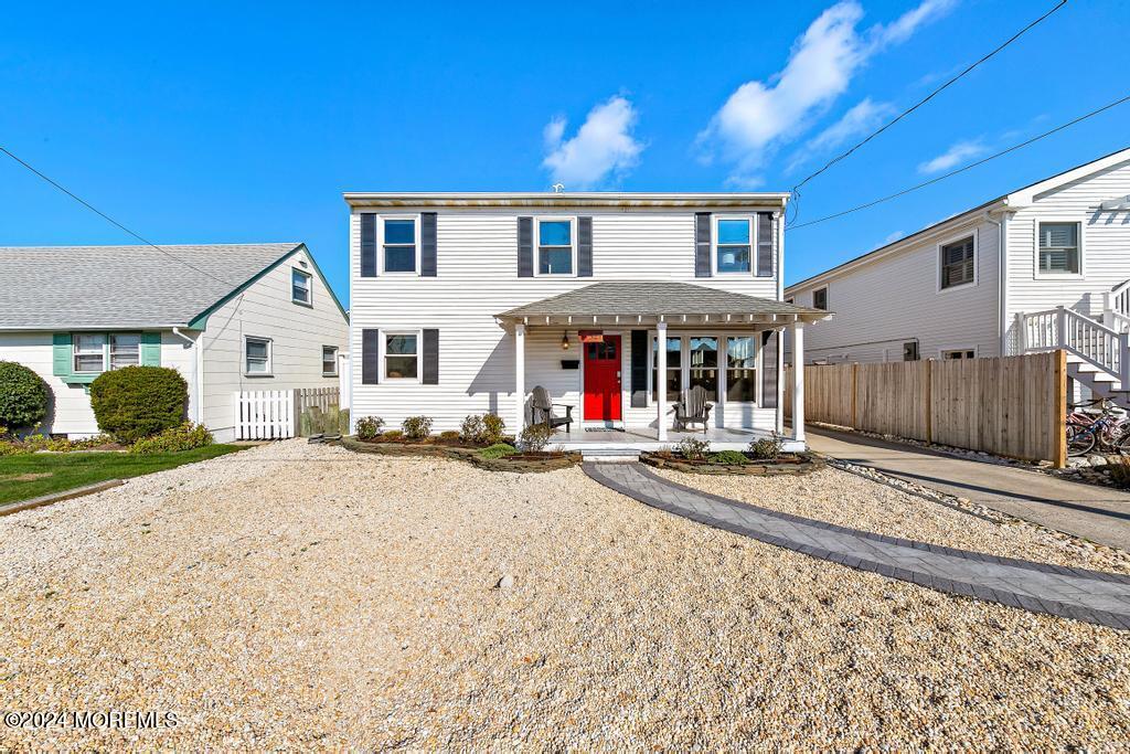 327 N 4th Street
