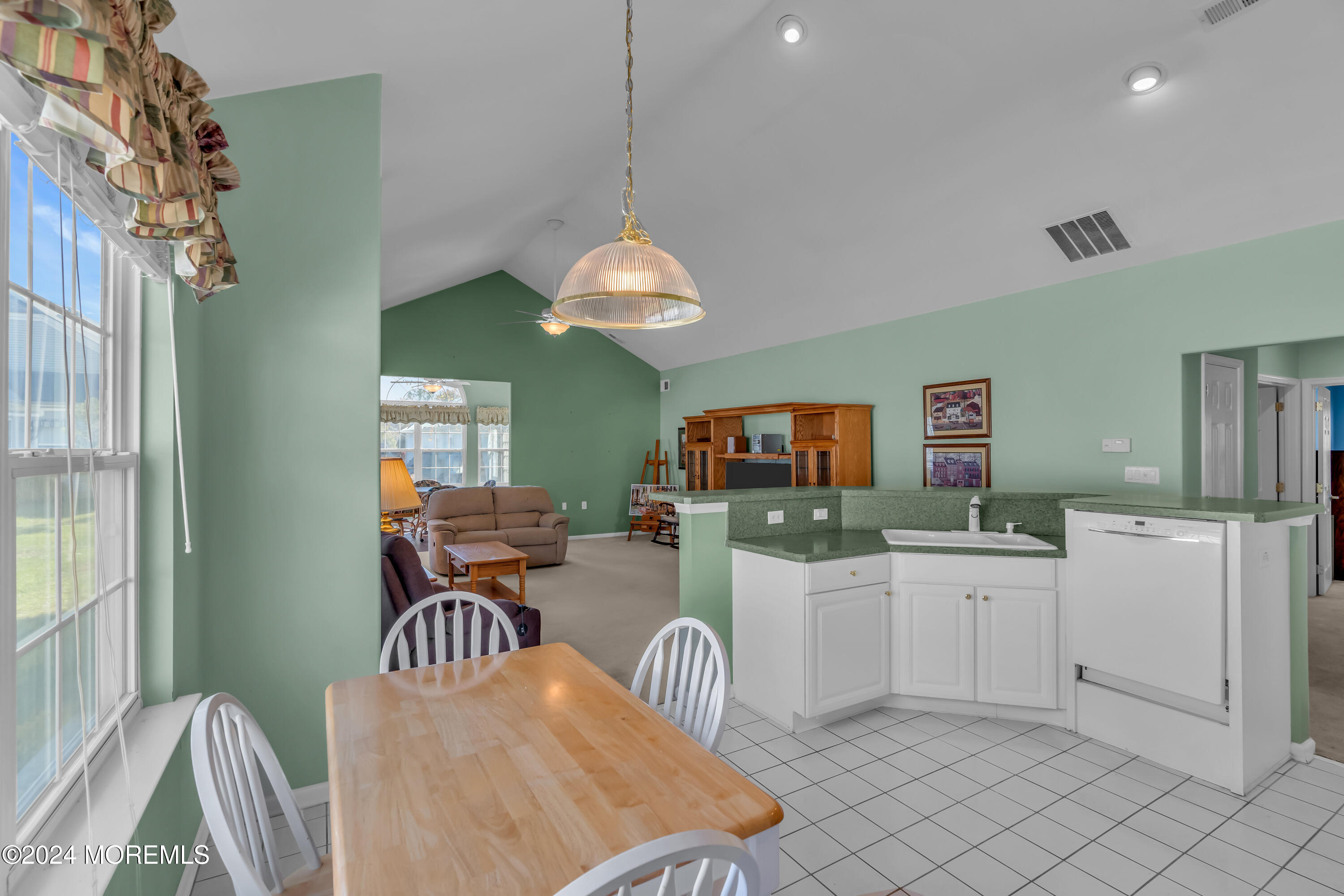 18 Donatello Drive