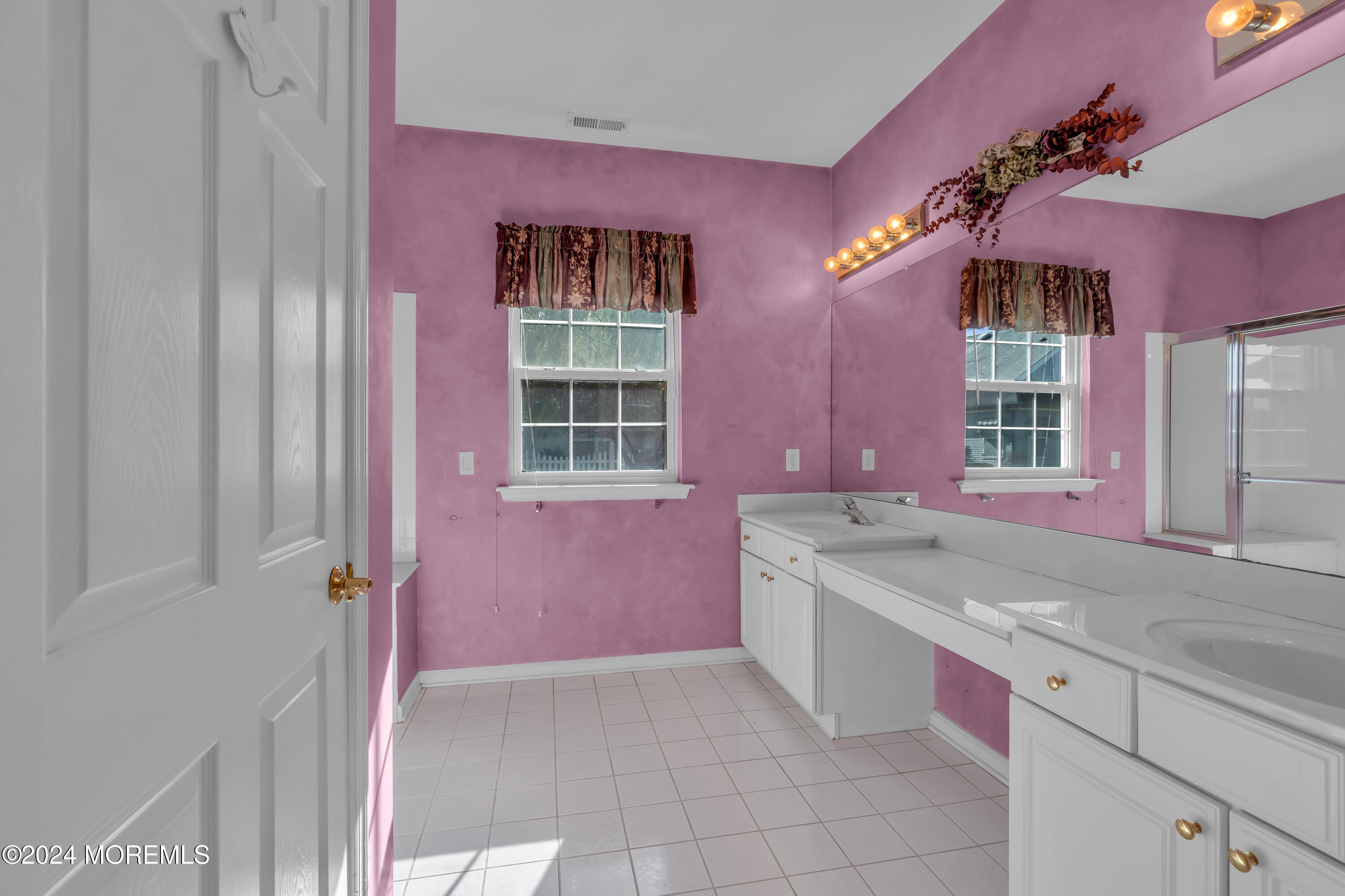 18 Donatello Drive