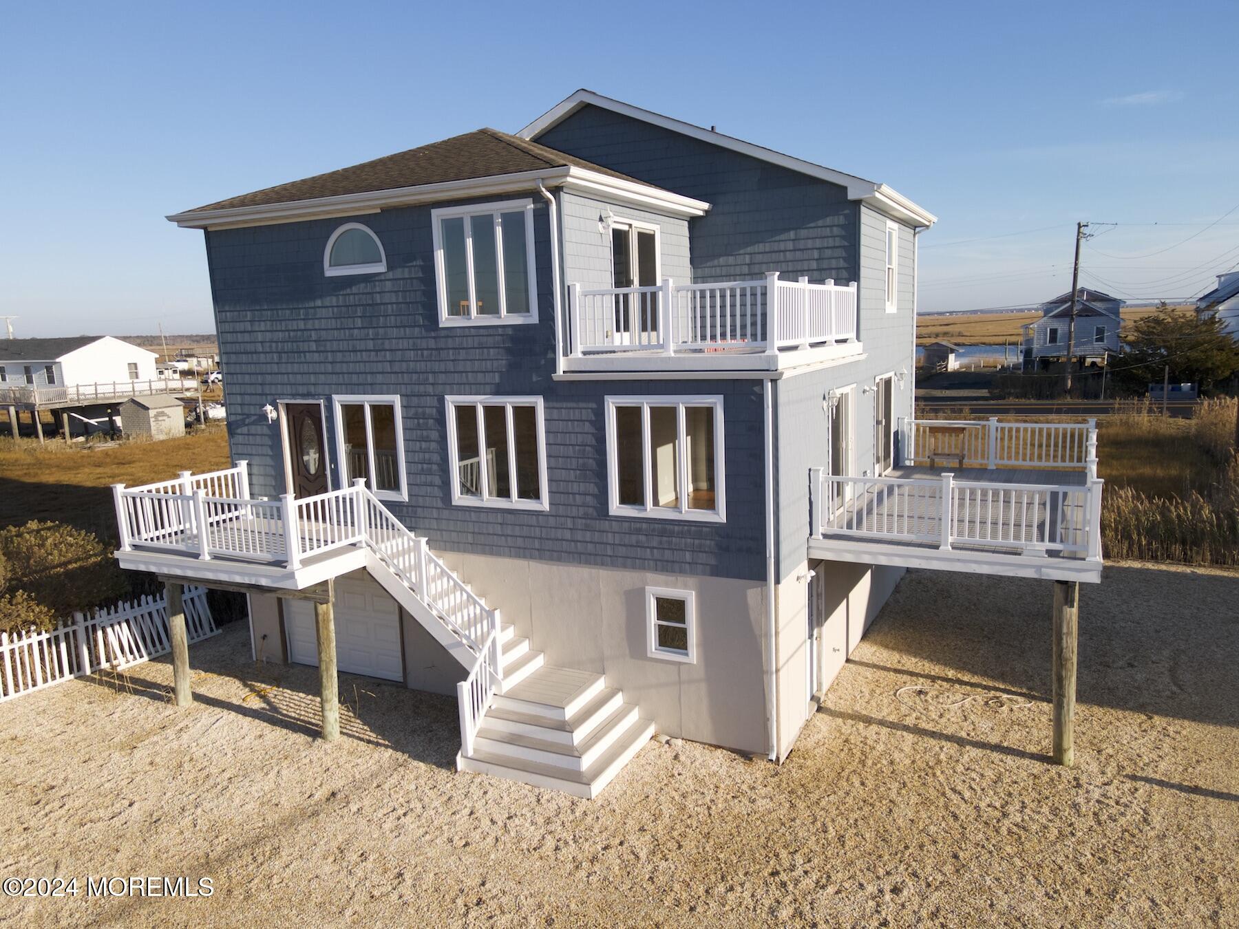 245 S Creek Drive