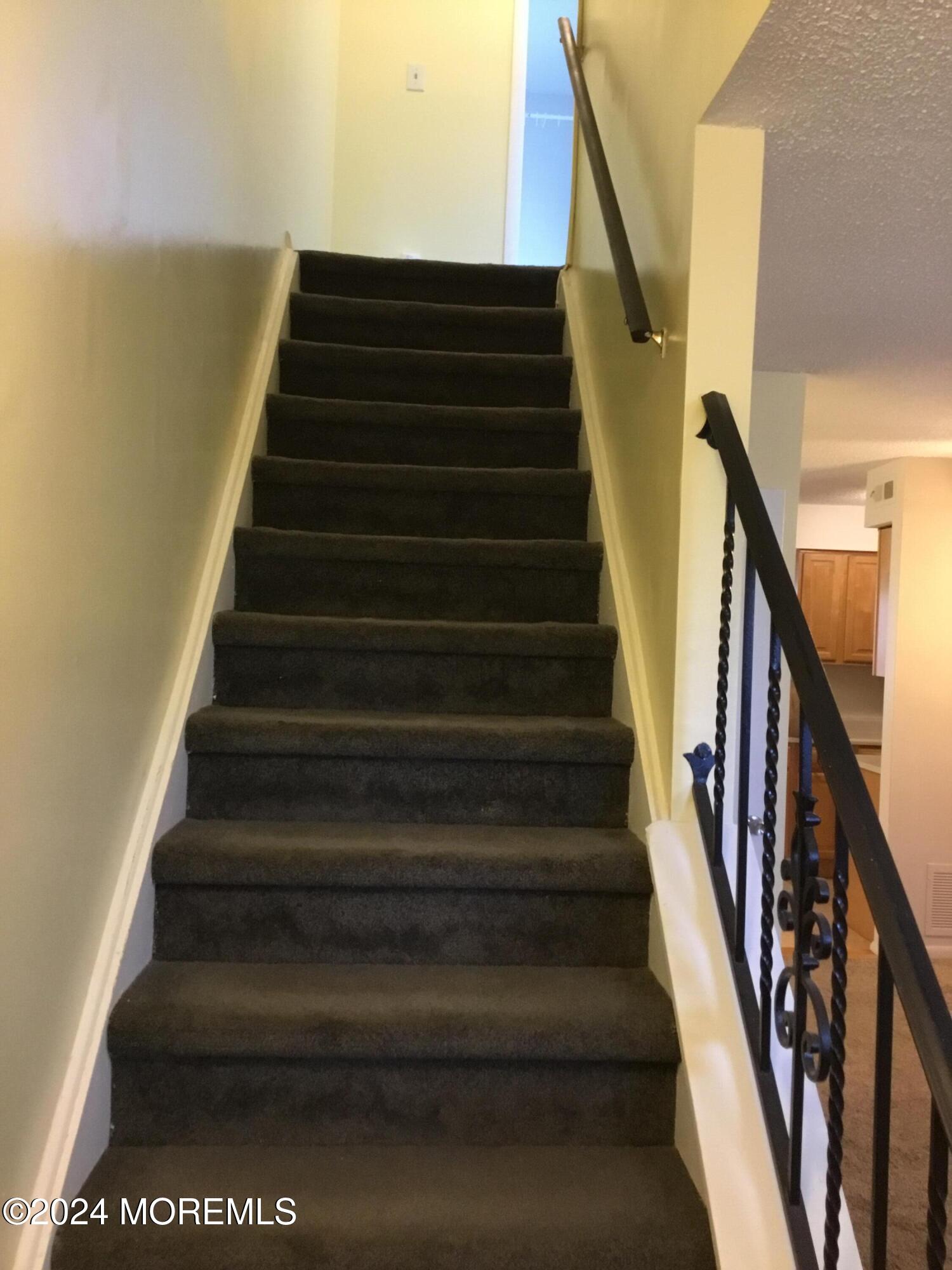 19 Chesapeake Court