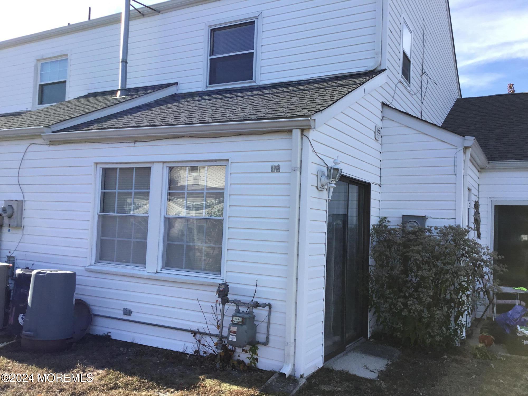 19 Chesapeake Court