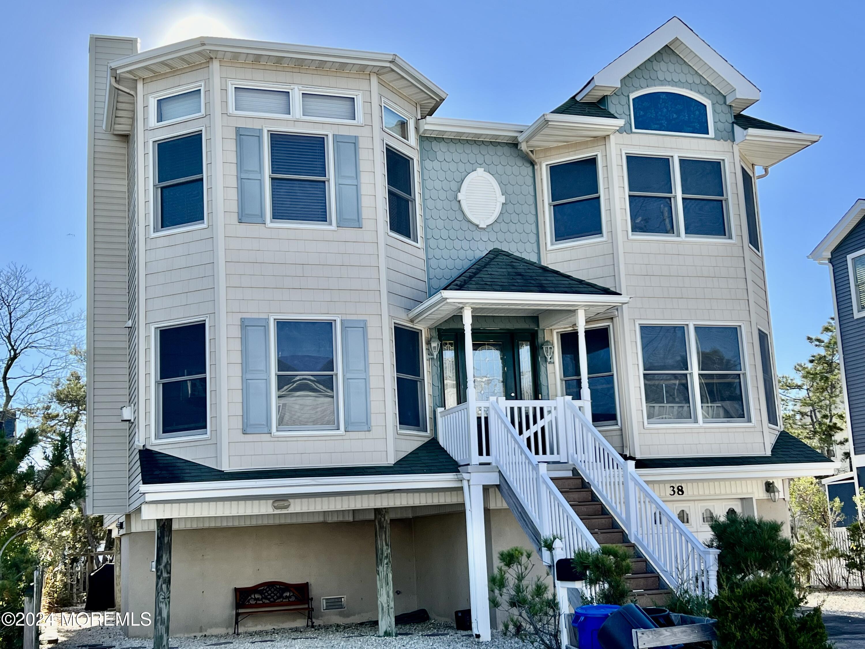 38 W New Jersey Avenue, A