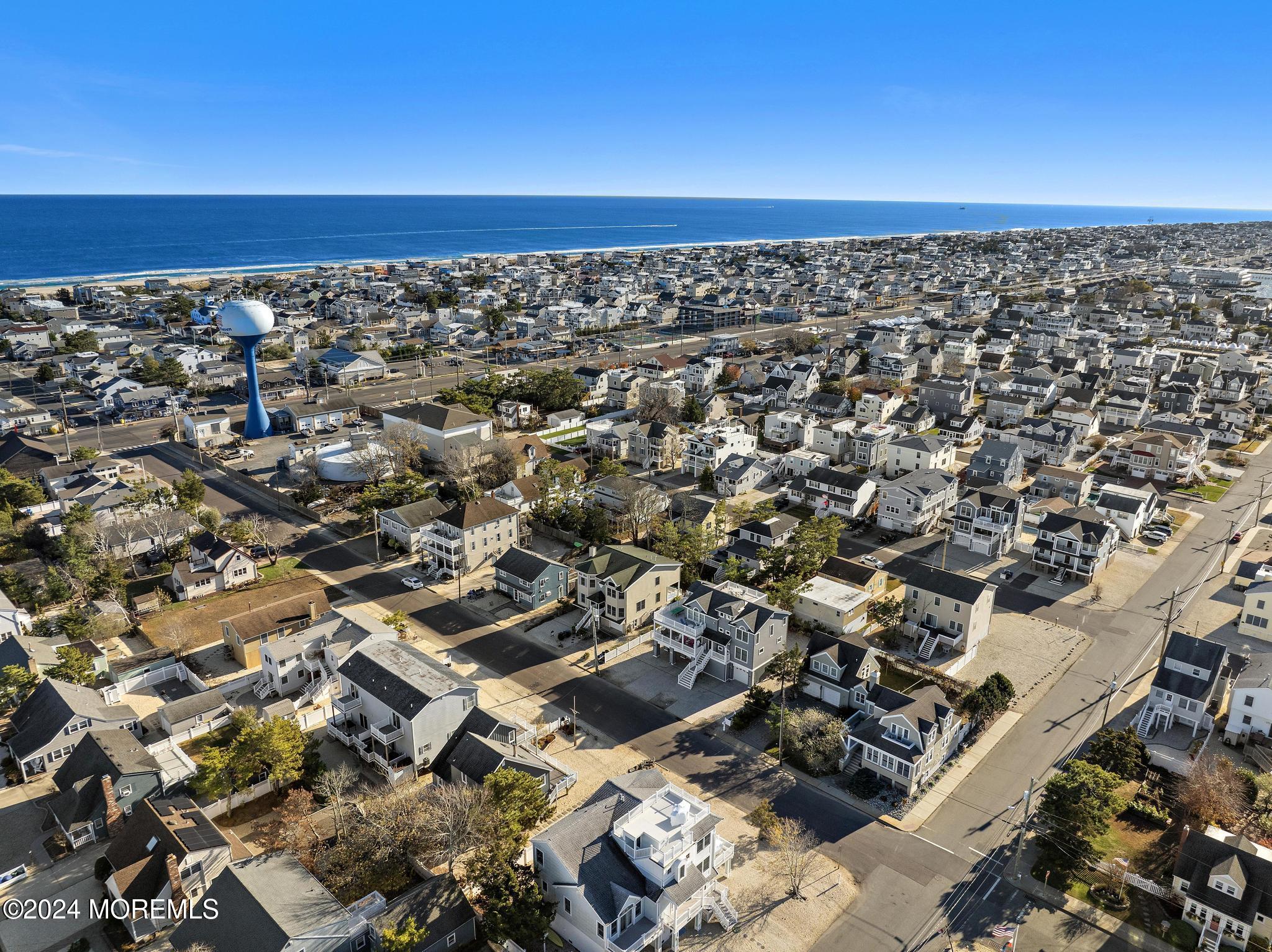 38 W New Jersey Avenue, A