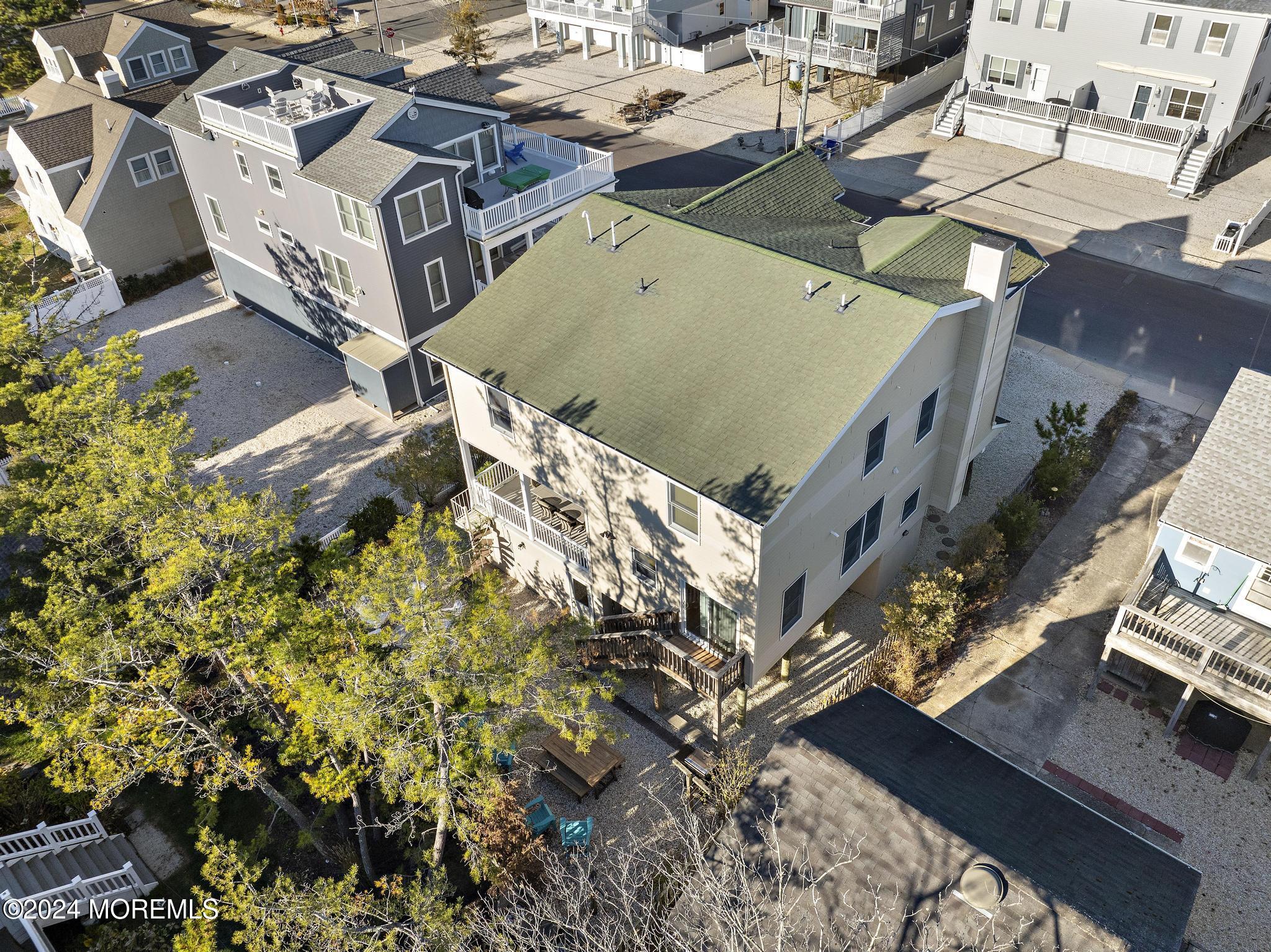 38 W New Jersey Avenue, A