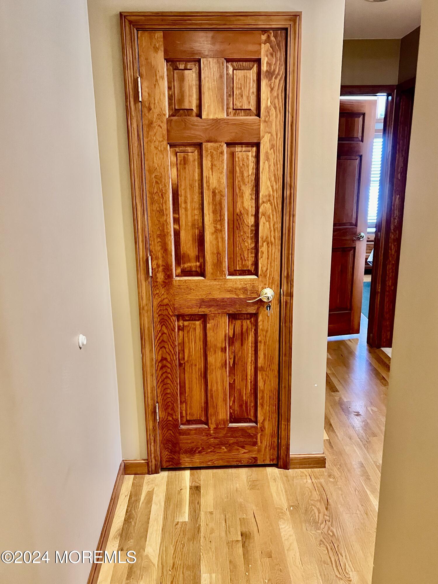 38 W New Jersey Avenue, A