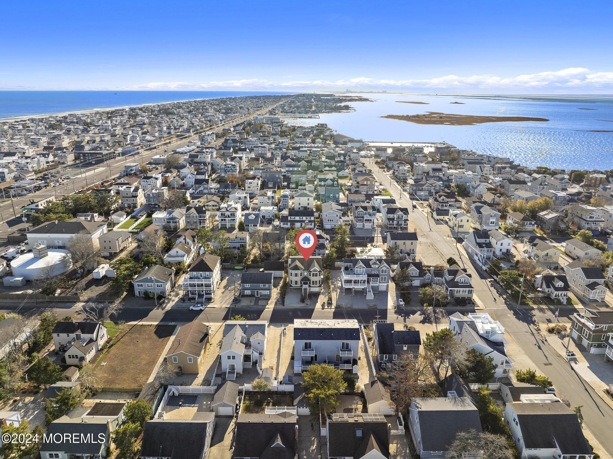 38 W New Jersey Avenue, A
