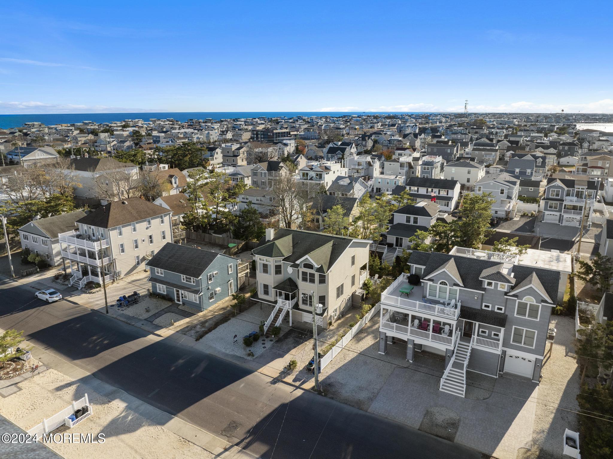 38 W New Jersey Avenue, A