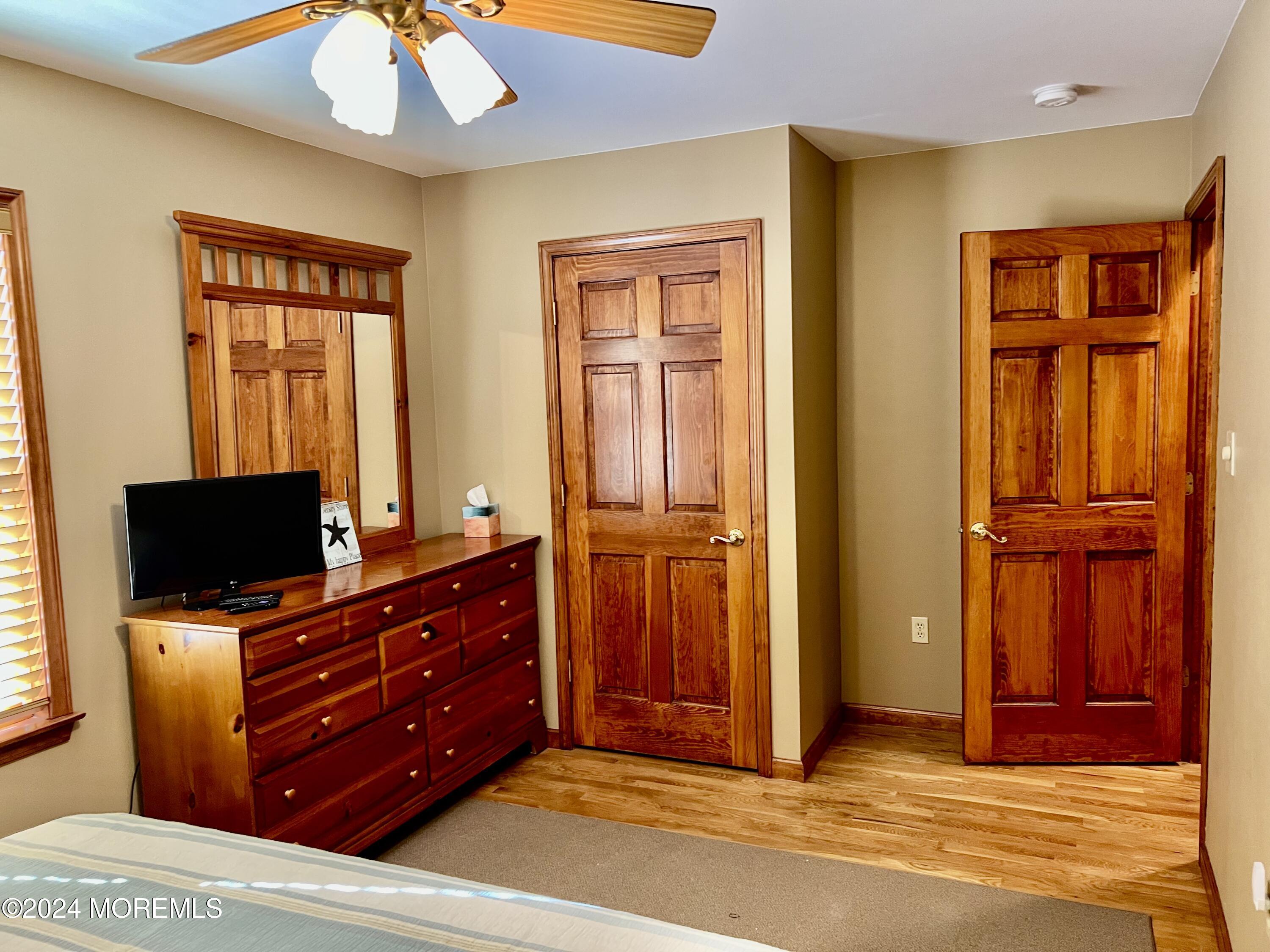 38 W New Jersey Avenue, A