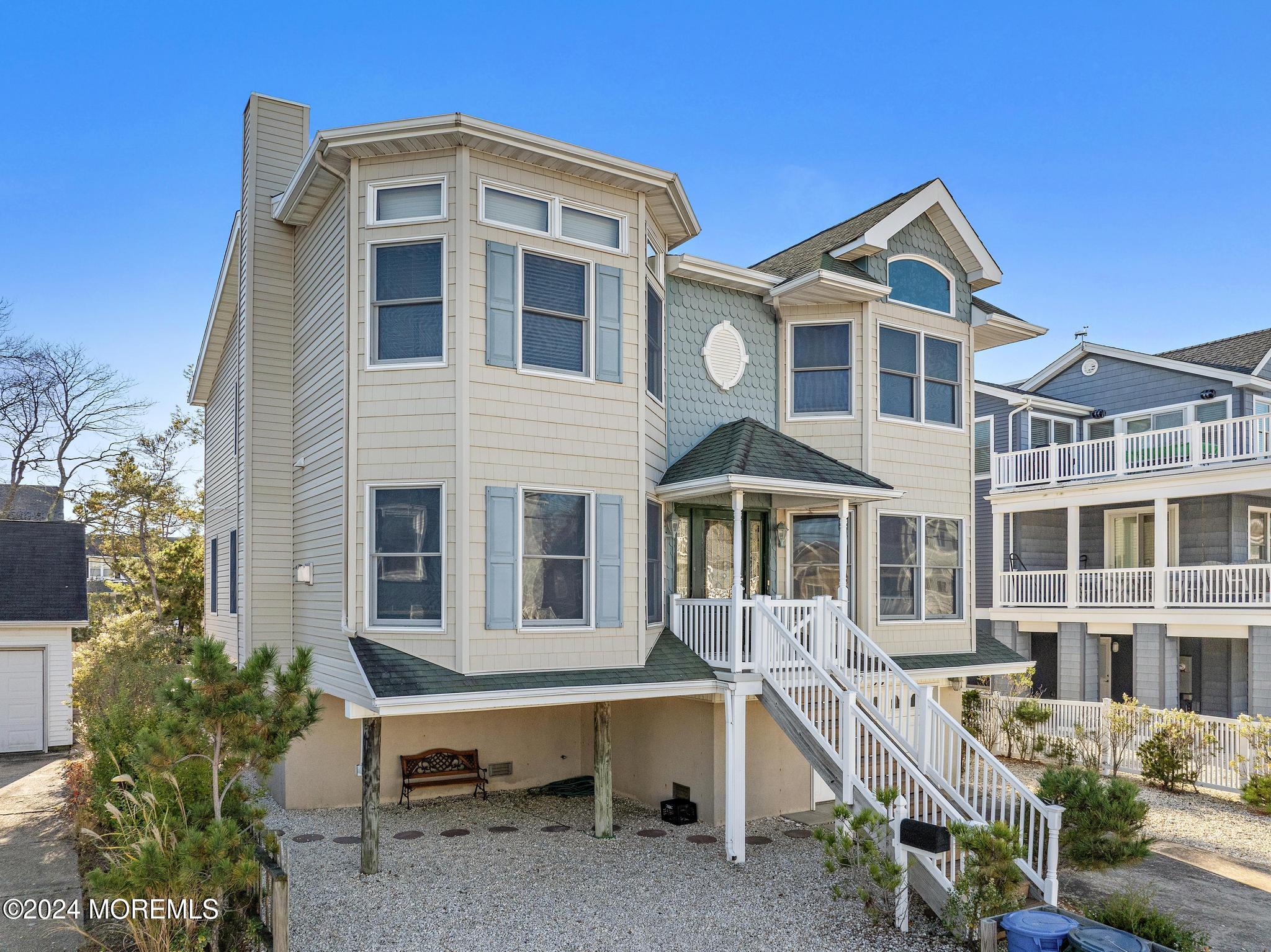 38 W New Jersey Avenue, A