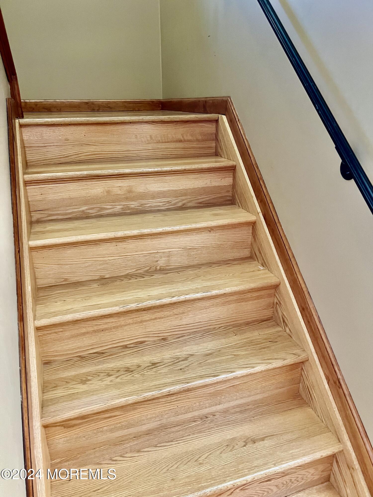 38 W New Jersey Avenue, A