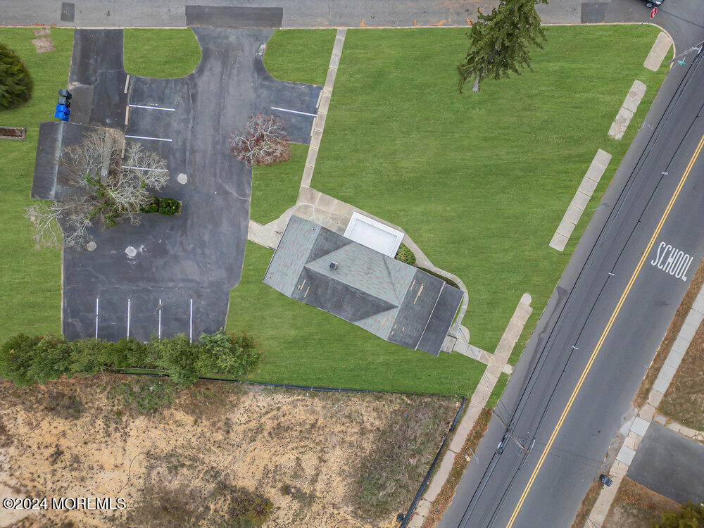 403 Hooper Avenue