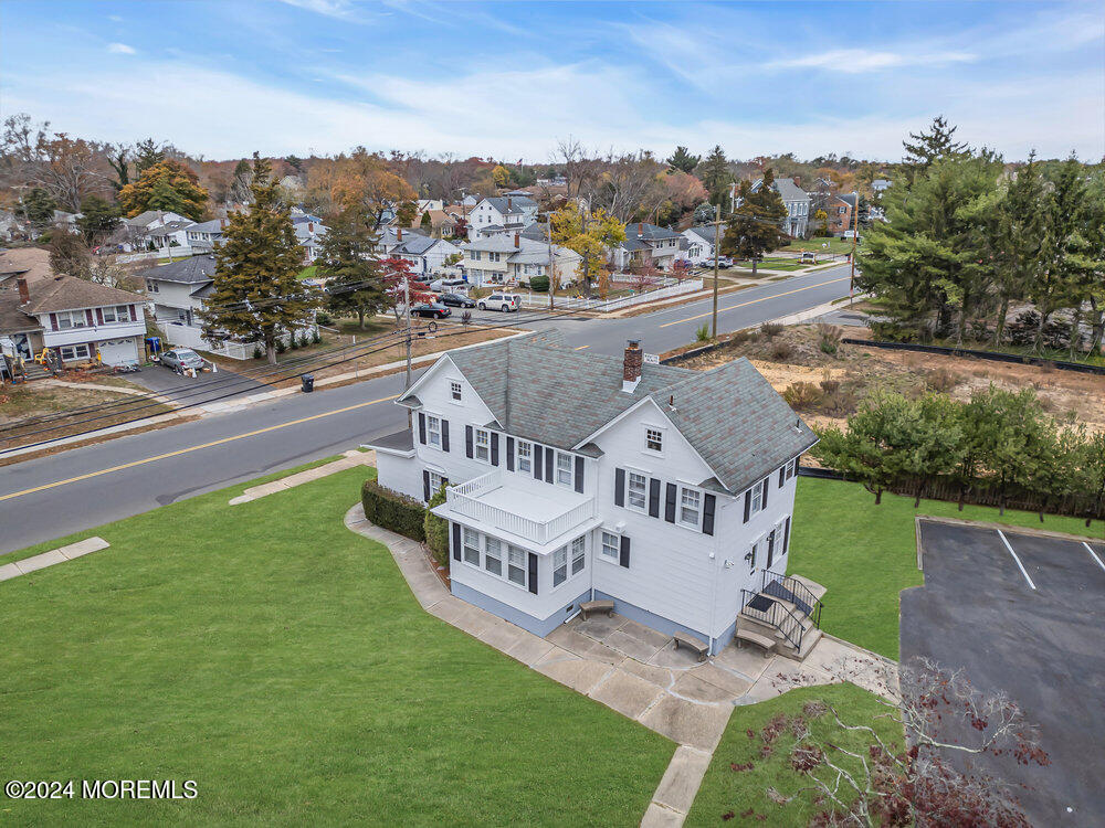 403 Hooper Avenue
