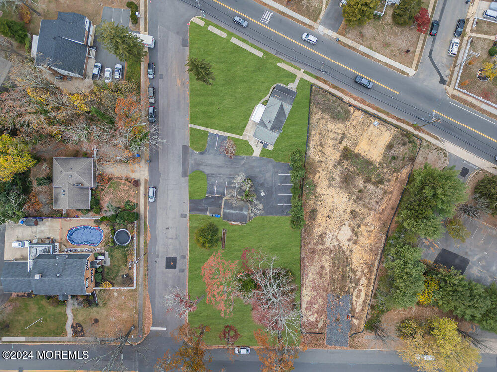 403 Hooper Avenue