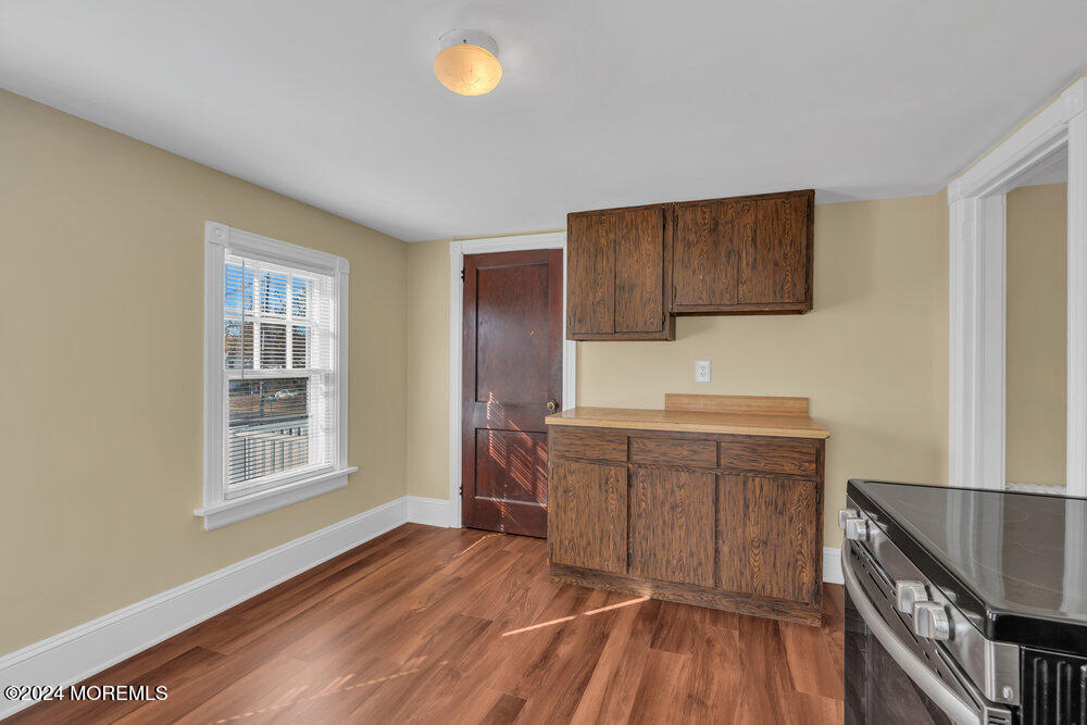 403 Hooper Avenue