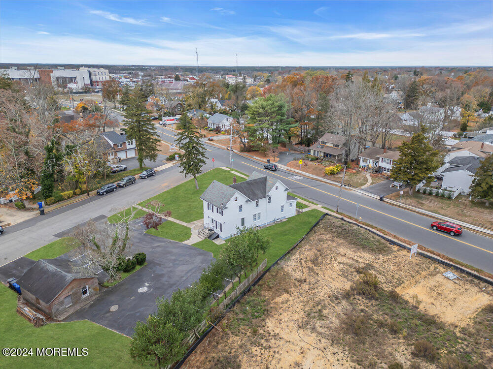 403 Hooper Avenue