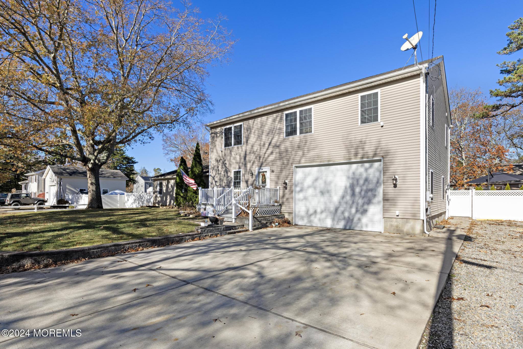89 Poplar Street