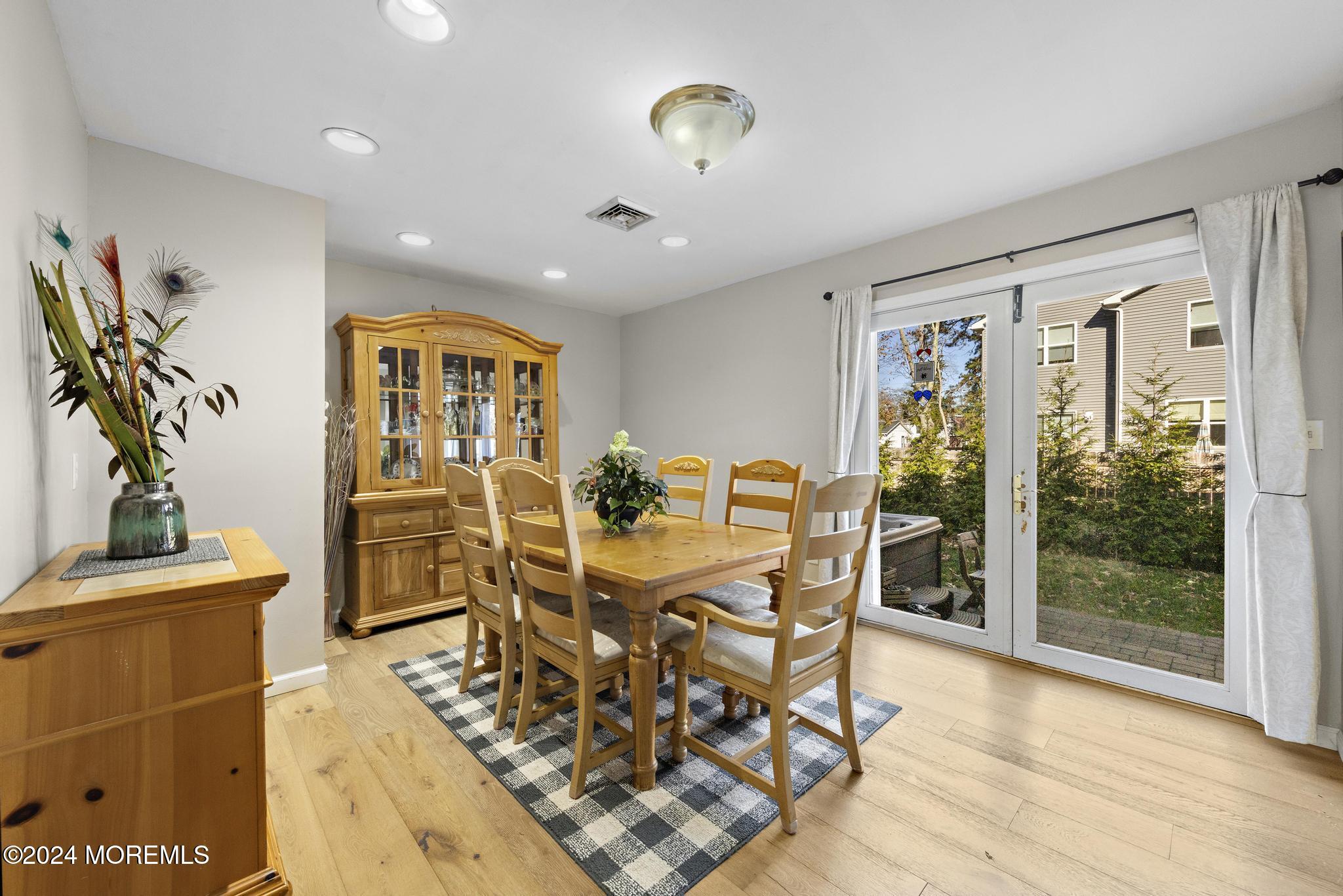 89 Poplar Street