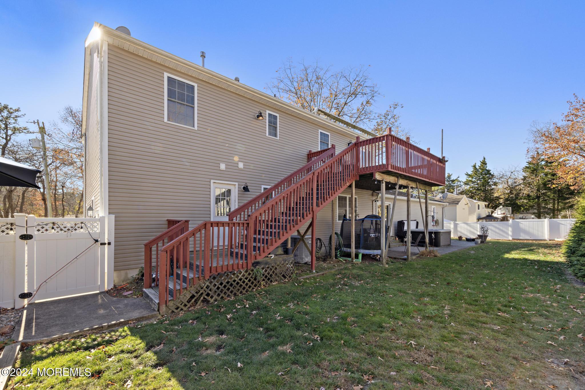 89 Poplar Street