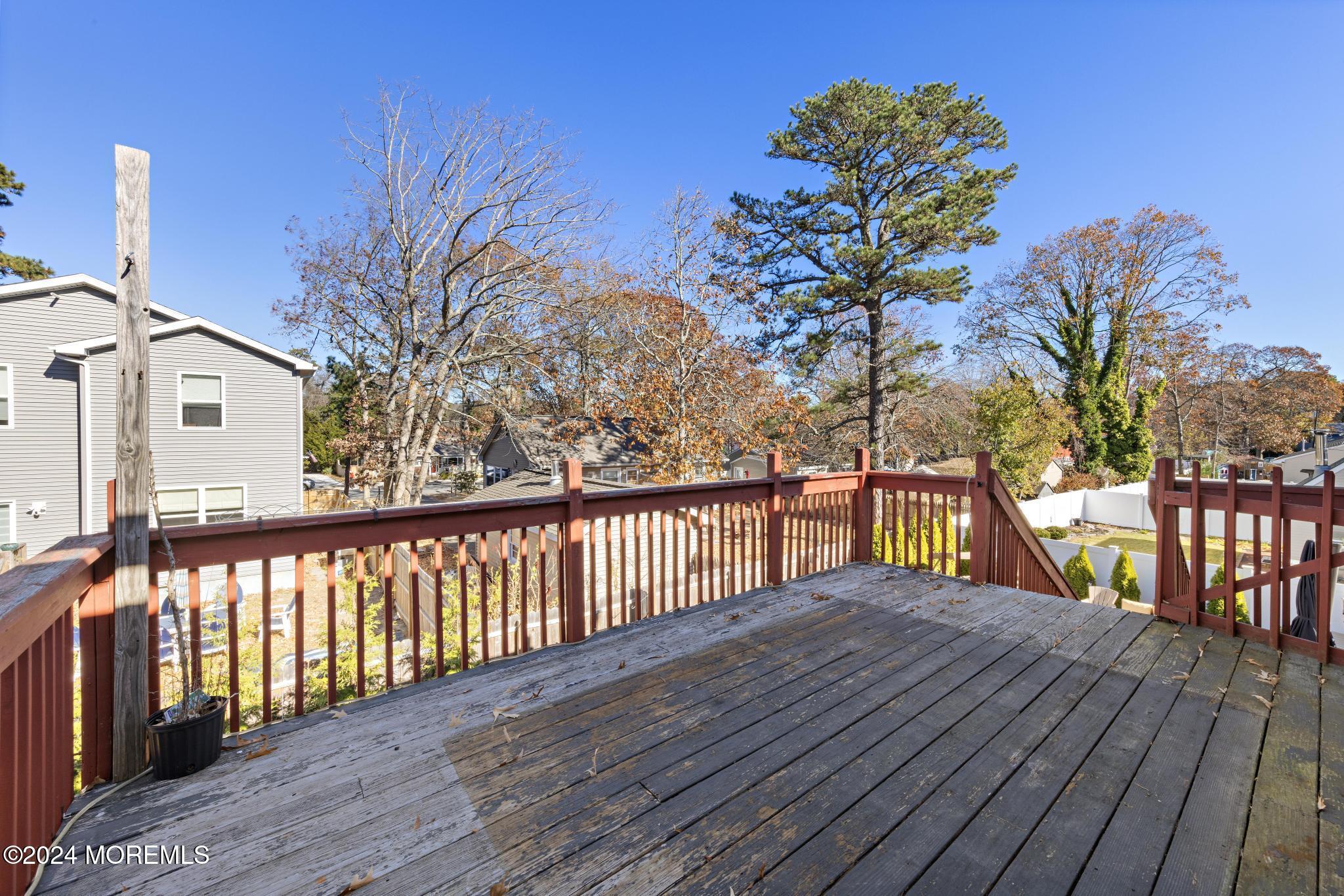 89 Poplar Street