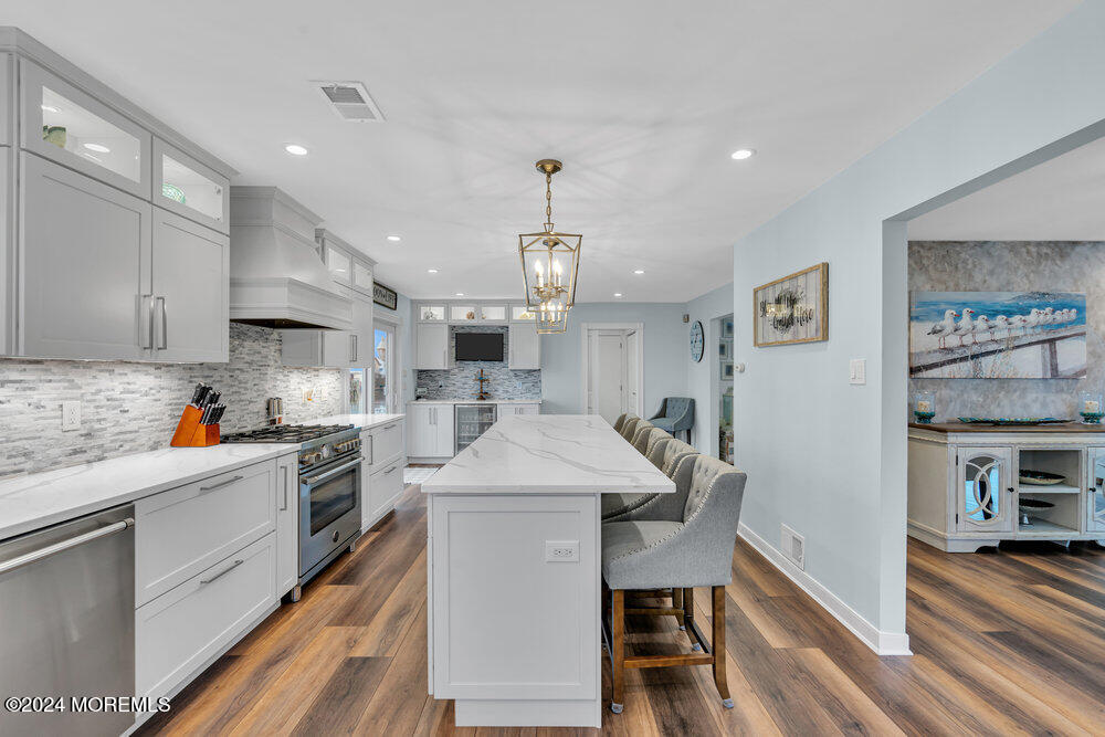 739 Fairview Lane
