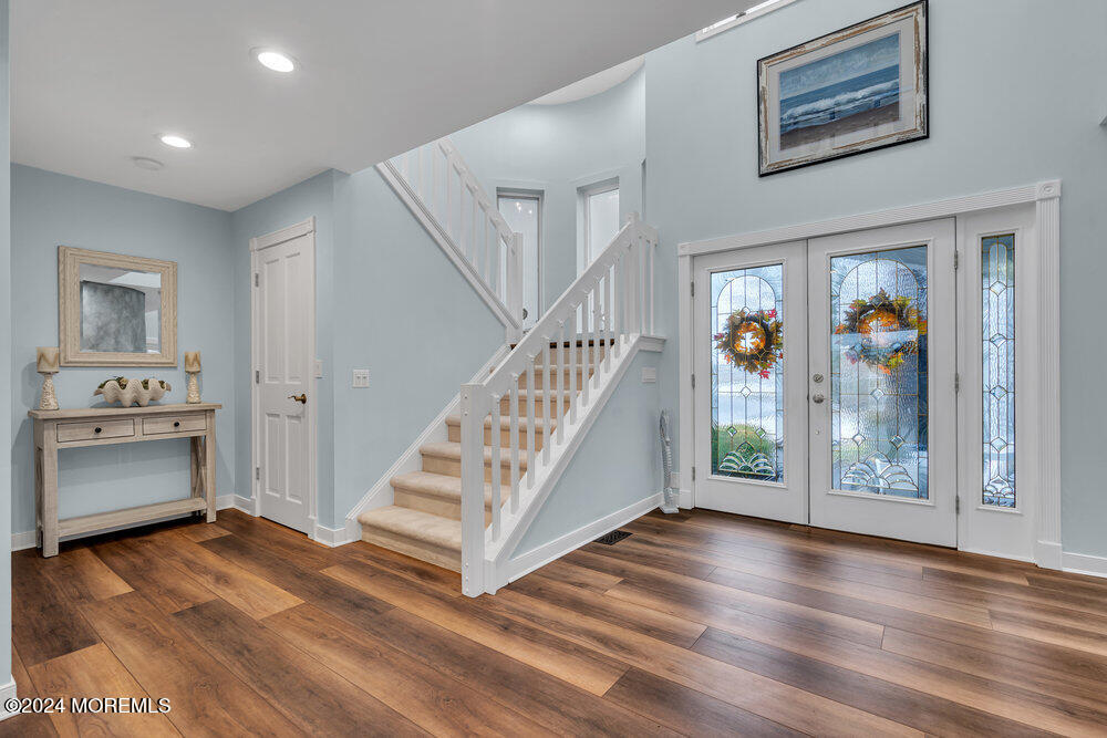 739 Fairview Lane
