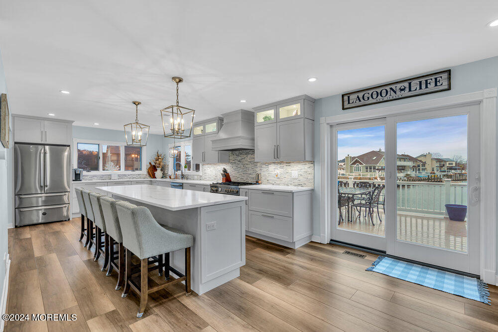 739 Fairview Lane