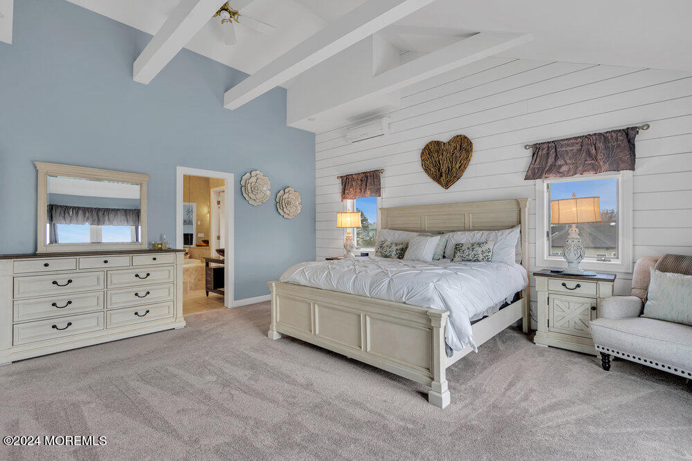 739 Fairview Lane