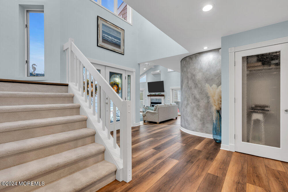 739 Fairview Lane