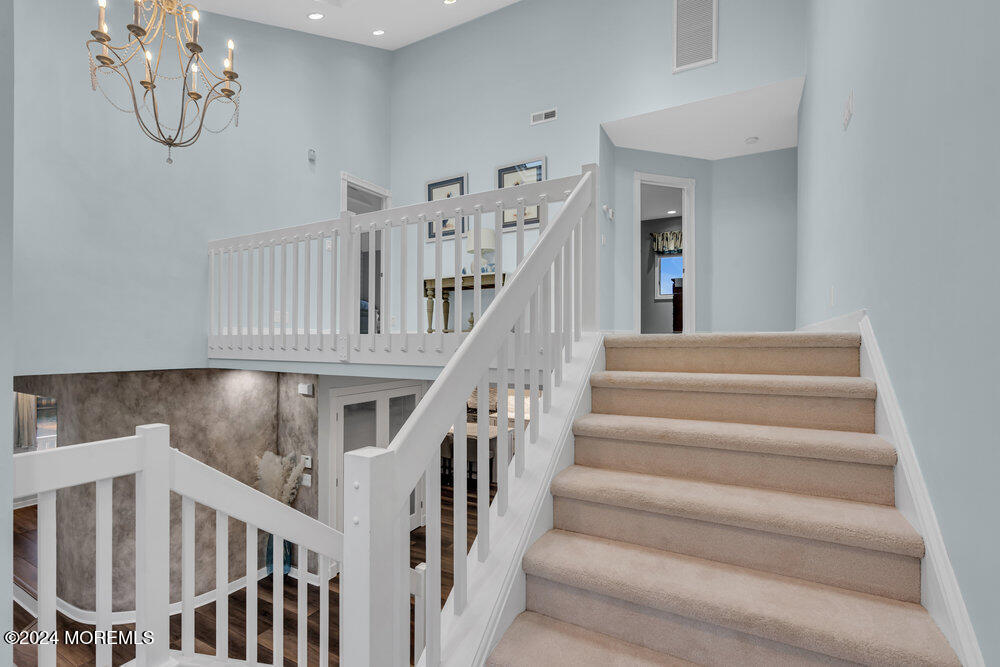 739 Fairview Lane