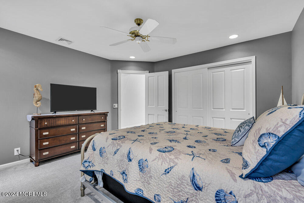 739 Fairview Lane