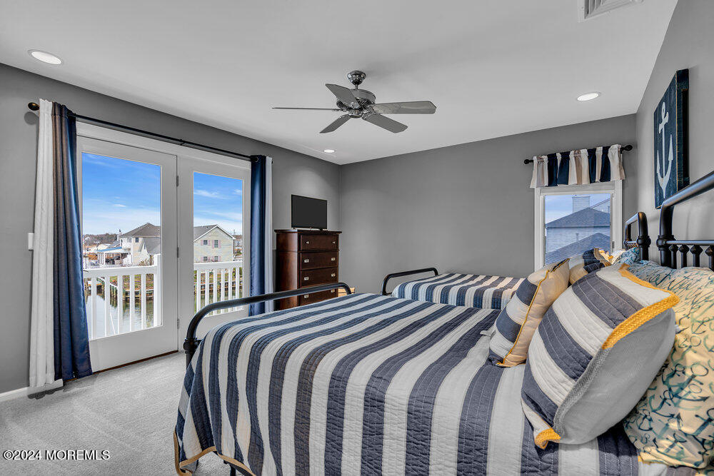 739 Fairview Lane