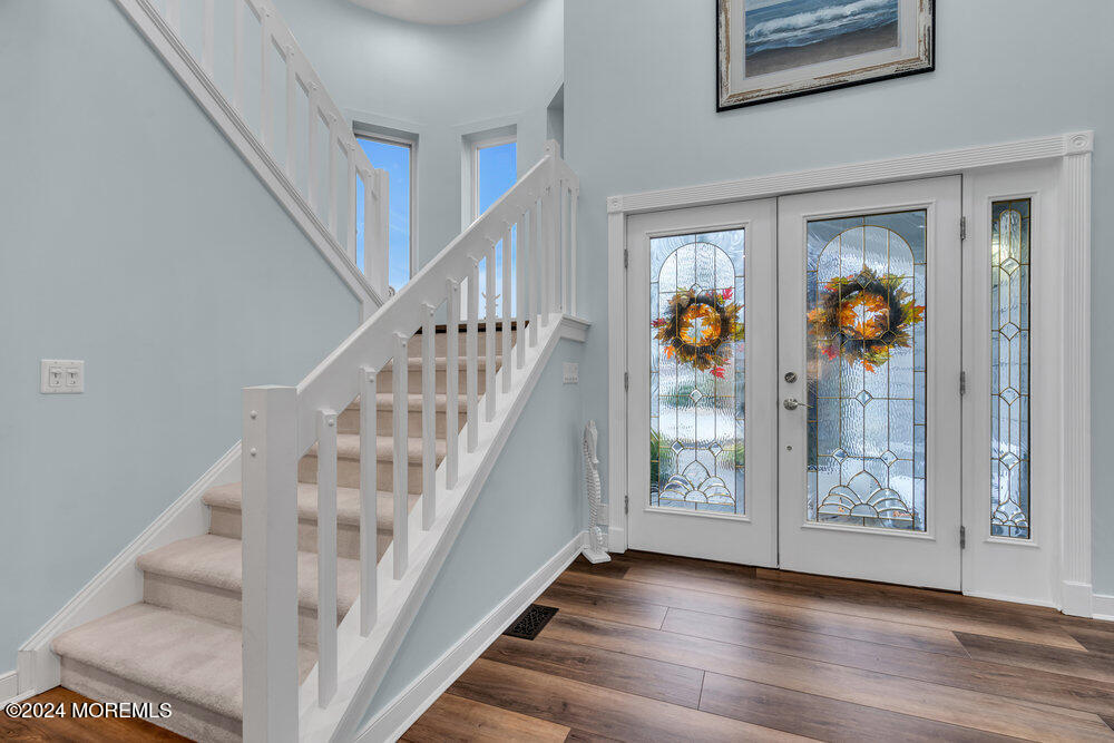739 Fairview Lane
