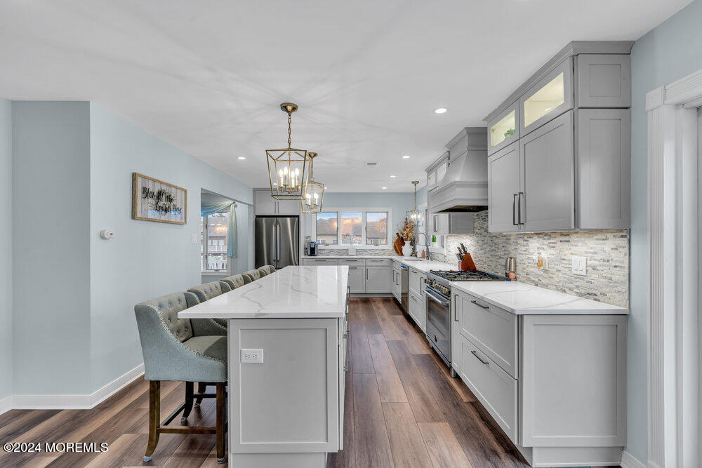 739 Fairview Lane