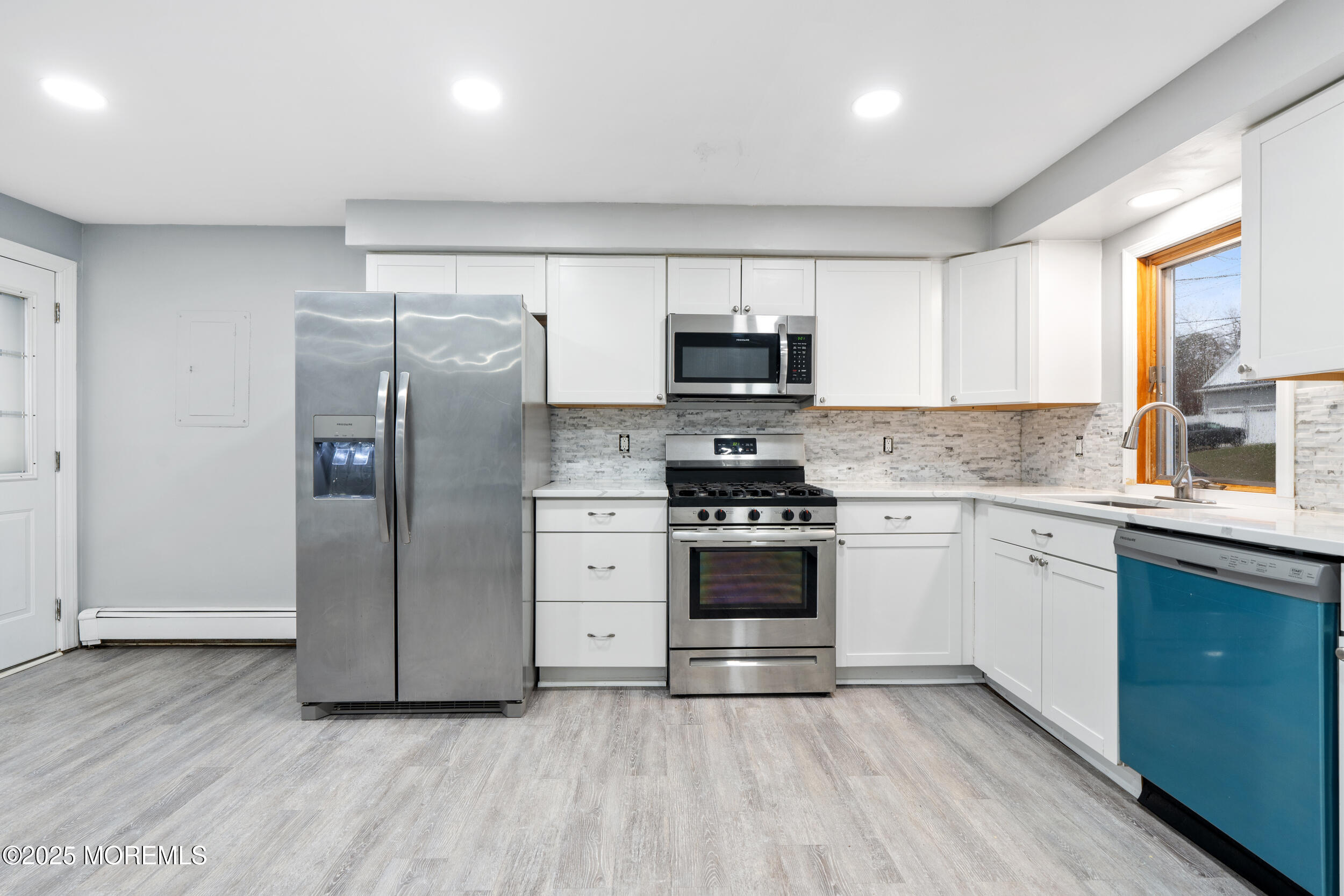 1190 Galley Avenue