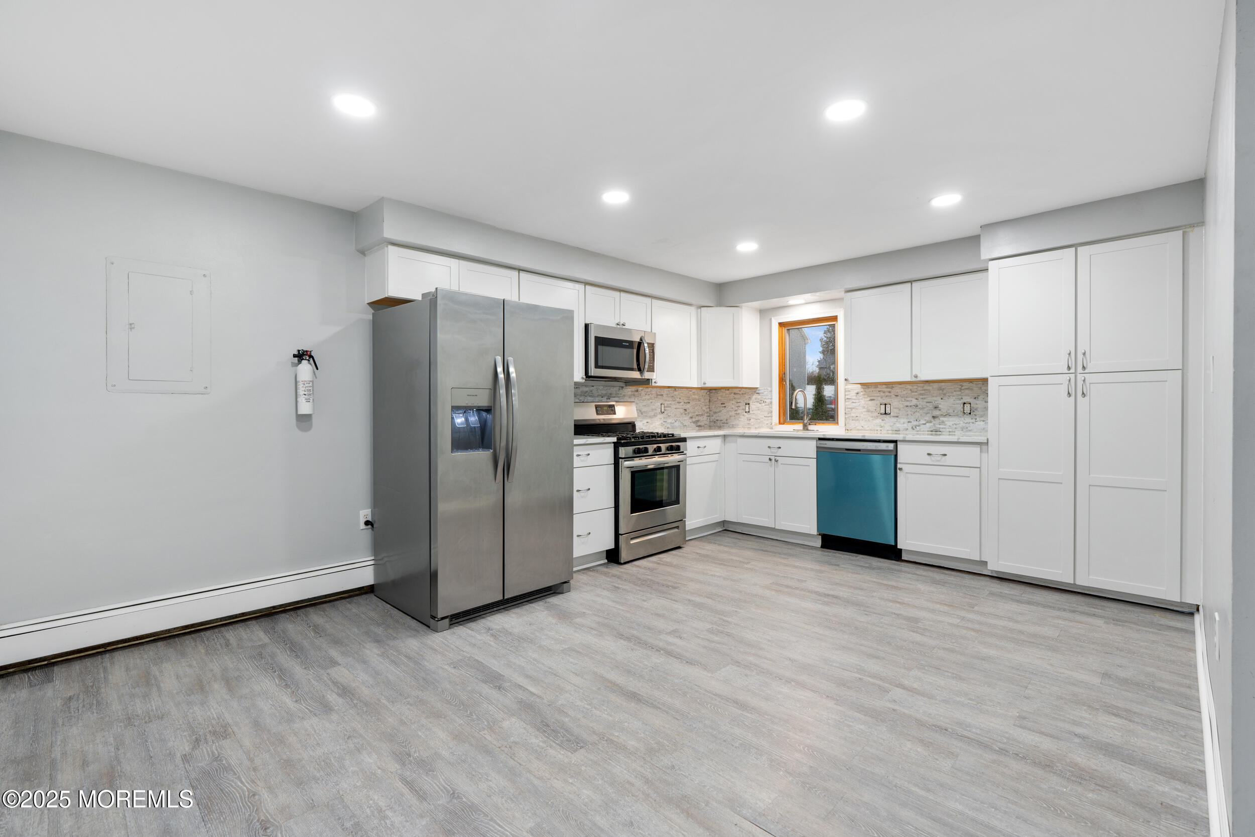 1190 Galley Avenue